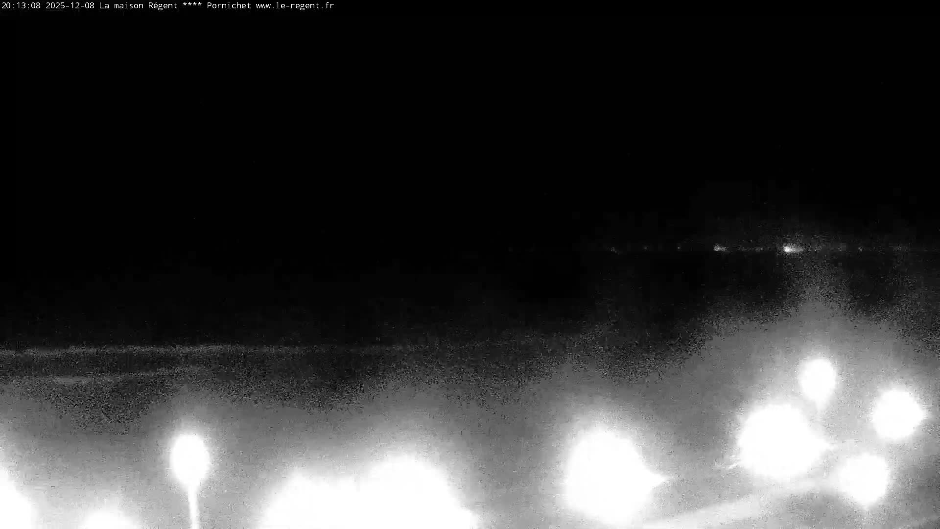 Pornichet, Plages des Libraires Beach PTZ Live Cam - Saint-Nazaire, Loire-Atlantique, Pays de la Loire, France