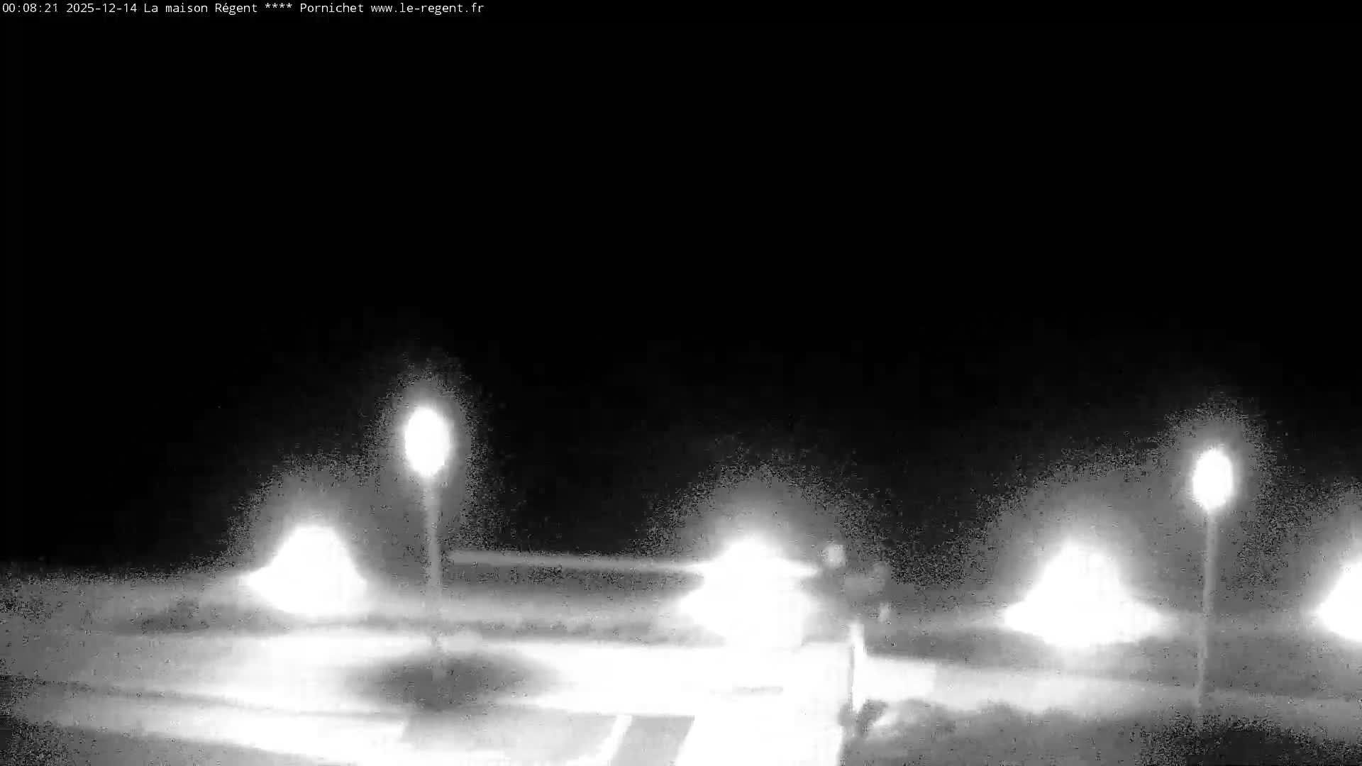 Pornichet, Plages des Libraires Beach PTZ Live Cam - Saint-Nazaire, Loire-Atlantique, Pays de la Loire, France