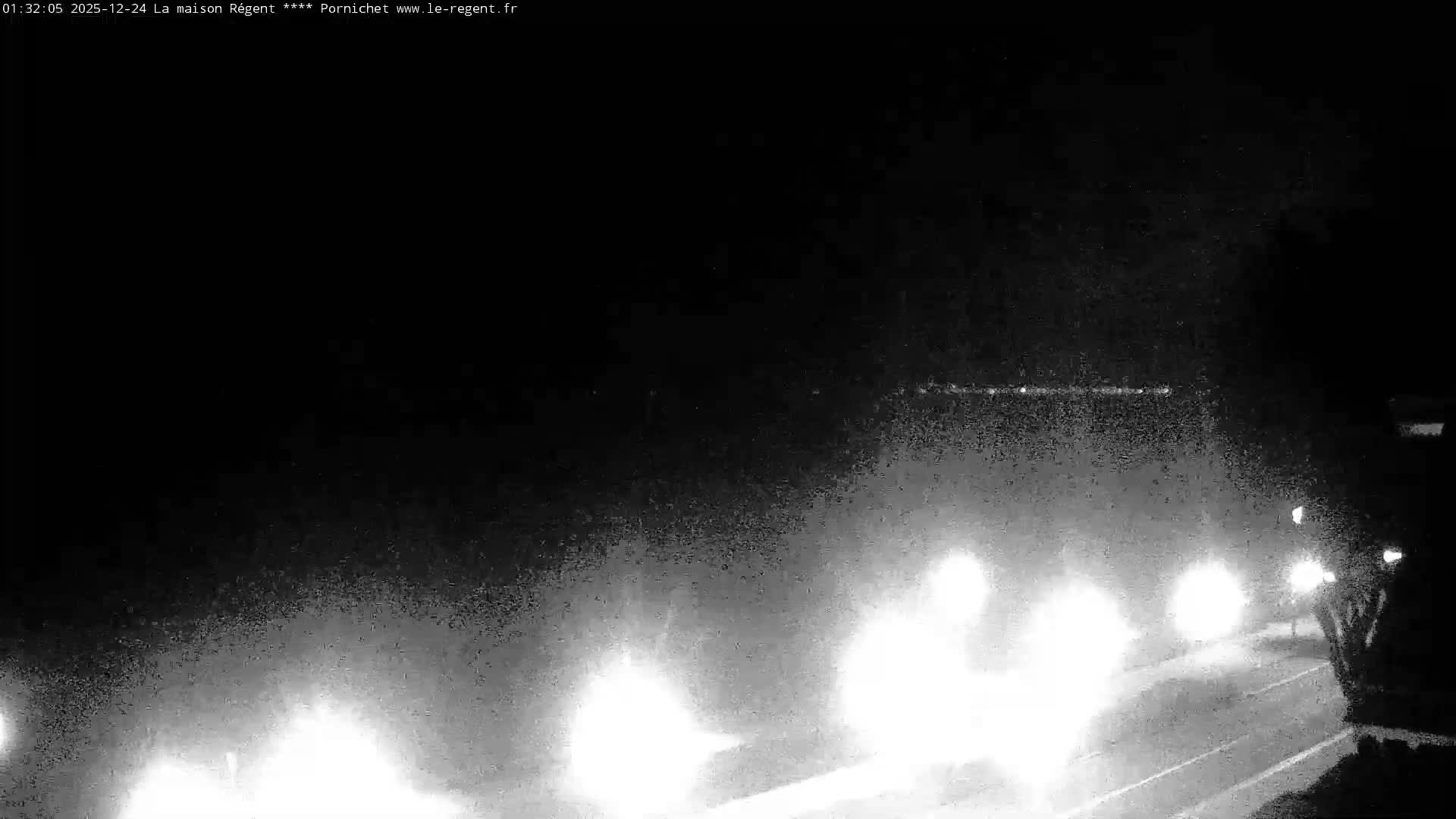 Pornichet, Plages des Libraires Beach PTZ Live Cam - Saint-Nazaire, Loire-Atlantique, Pays de la Loire, France