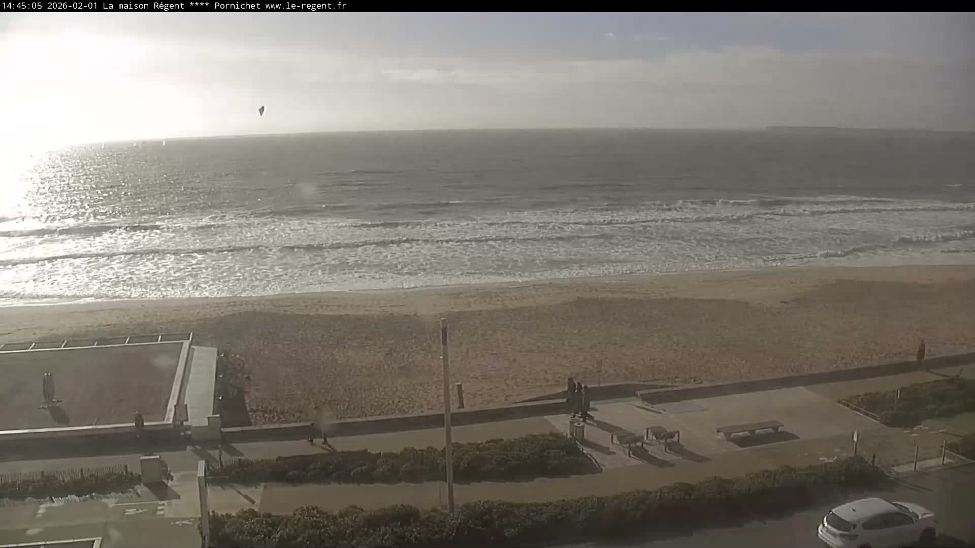 Pornichet, Plages des Libraires Beach PTZ Live Cam - Saint-Nazaire, Loire-Atlantique, Pays de la Loire, France