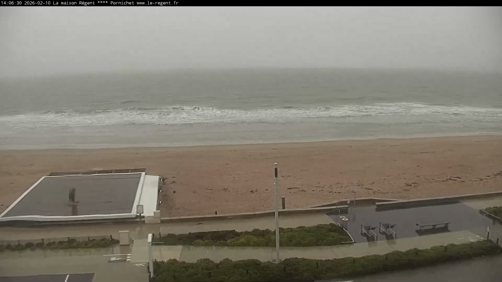 Pornichet, Plages des Libraires Beach PTZ Live Cam - Saint-Nazaire, Loire-Atlantique, Pays de la Loire, France