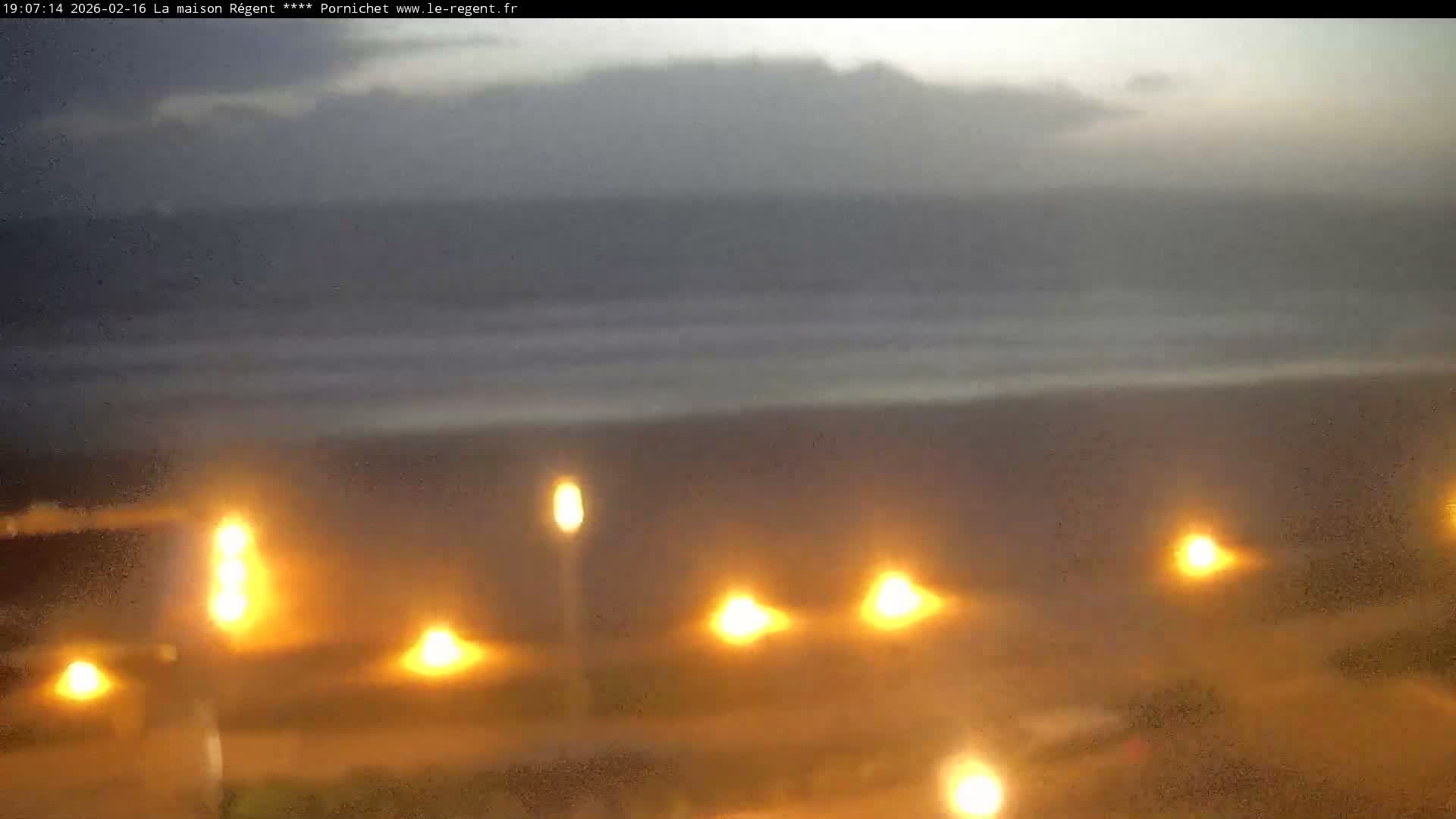 Pornichet, Plages des Libraires Beach PTZ Live Cam - Saint-Nazaire, Loire-Atlantique, Pays de la Loire, France