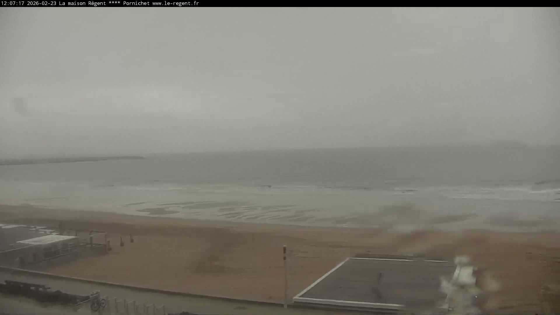 Pornichet, Plages des Libraires Beach PTZ Live Cam - Saint-Nazaire, Loire-Atlantique, Pays de la Loire, France