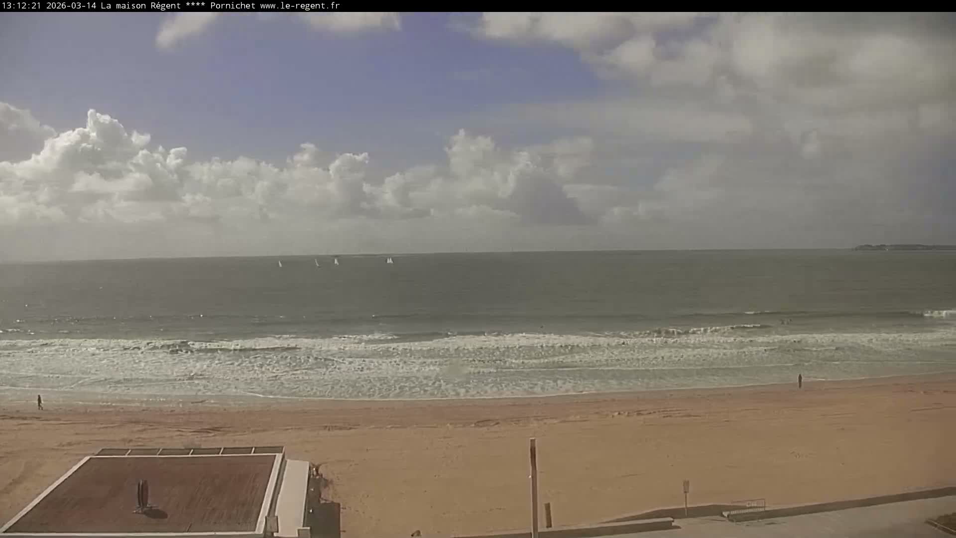 Pornichet, Plages des Libraires Beach PTZ Live Cam - Saint-Nazaire, Loire-Atlantique, Pays de la Loire, France