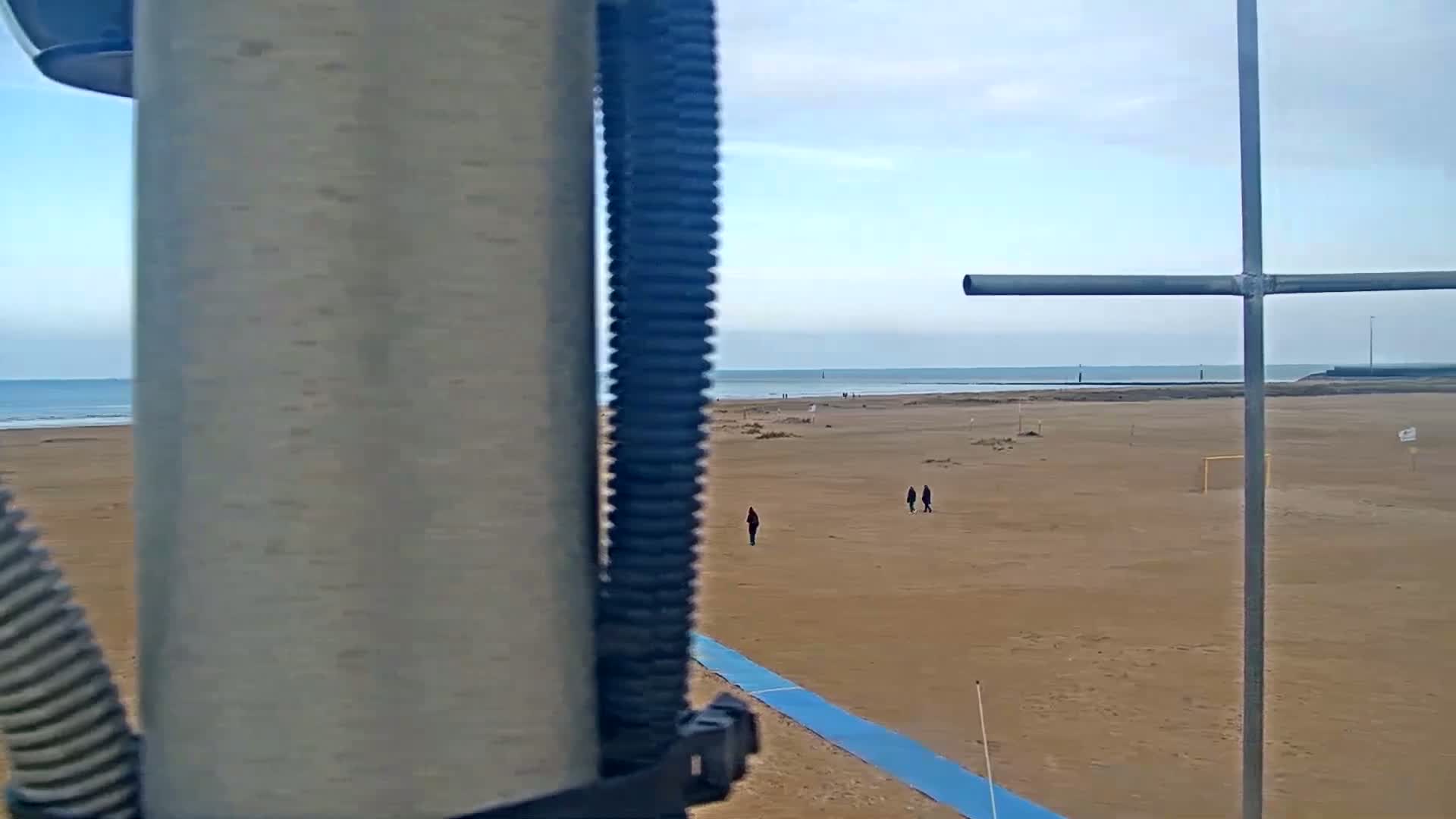 Ouistreham City & Plage de Ouistreham  Beach - Port  Live Cam - Caen, Calvados, Normandie, France