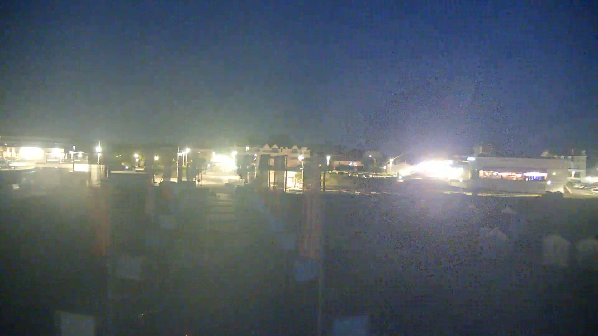 Ouistreham City & Plage de Ouistreham  Beach - Port  Live Cam - Caen, Calvados, Normandie, France