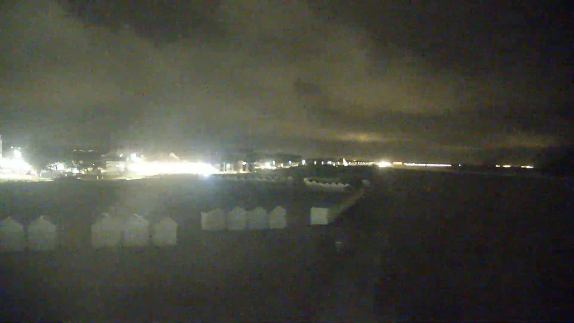 Ouistreham City & Plage de Ouistreham  Beach - Port  Live Cam - Caen, Calvados, Normandie, France