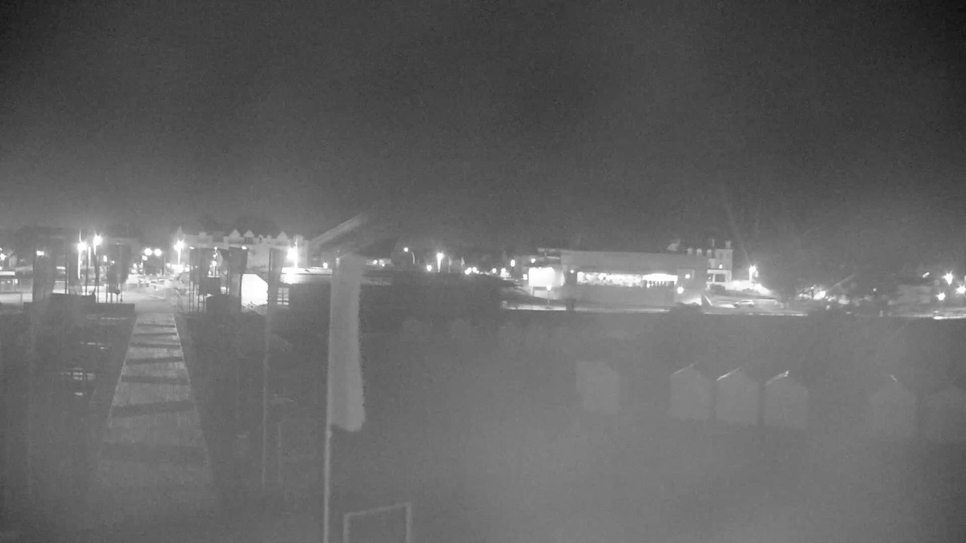 Ouistreham City & Plage de Ouistreham  Beach - Port  Live Cam - Caen, Calvados, Normandie, France
