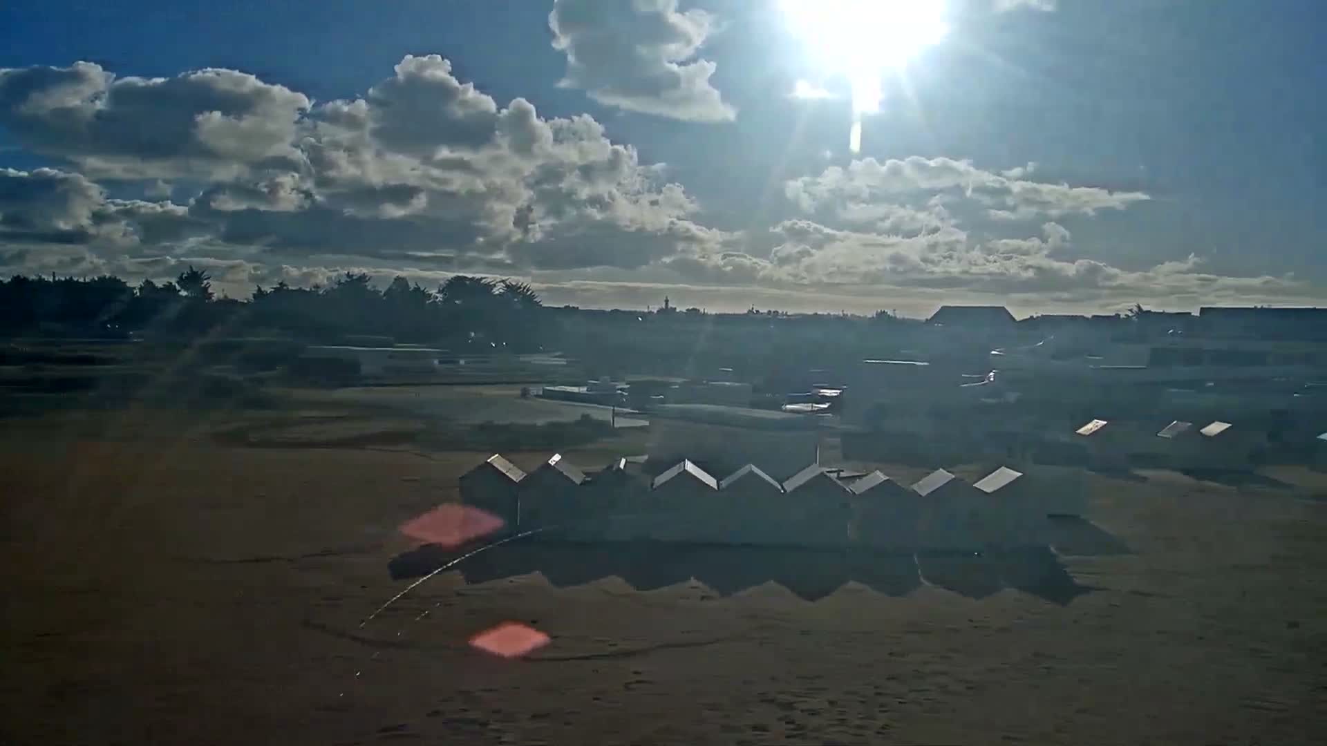 Ouistreham City & Plage de Ouistreham  Beach - Port  Live Cam - Caen, Calvados, Normandie, France