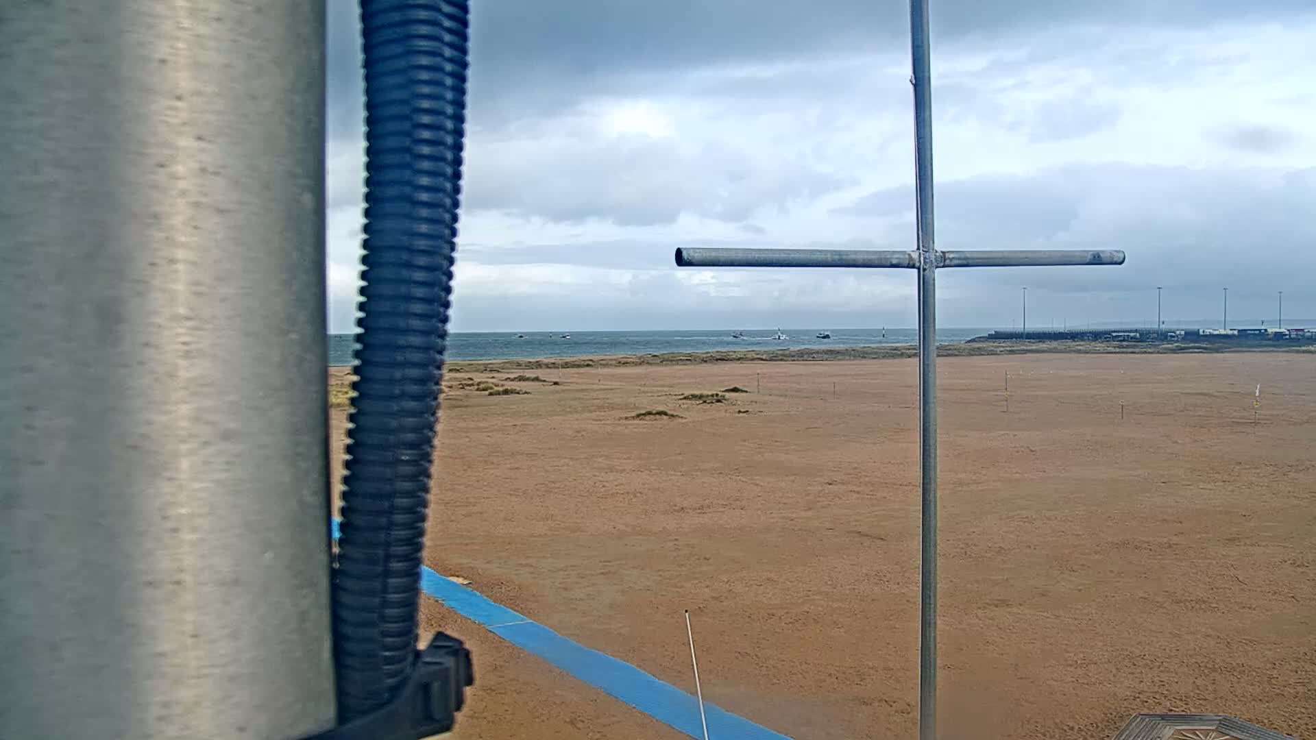 Ouistreham City & Plage de Ouistreham  Beach - Port  Live Cam - Caen, Calvados, Normandie, France