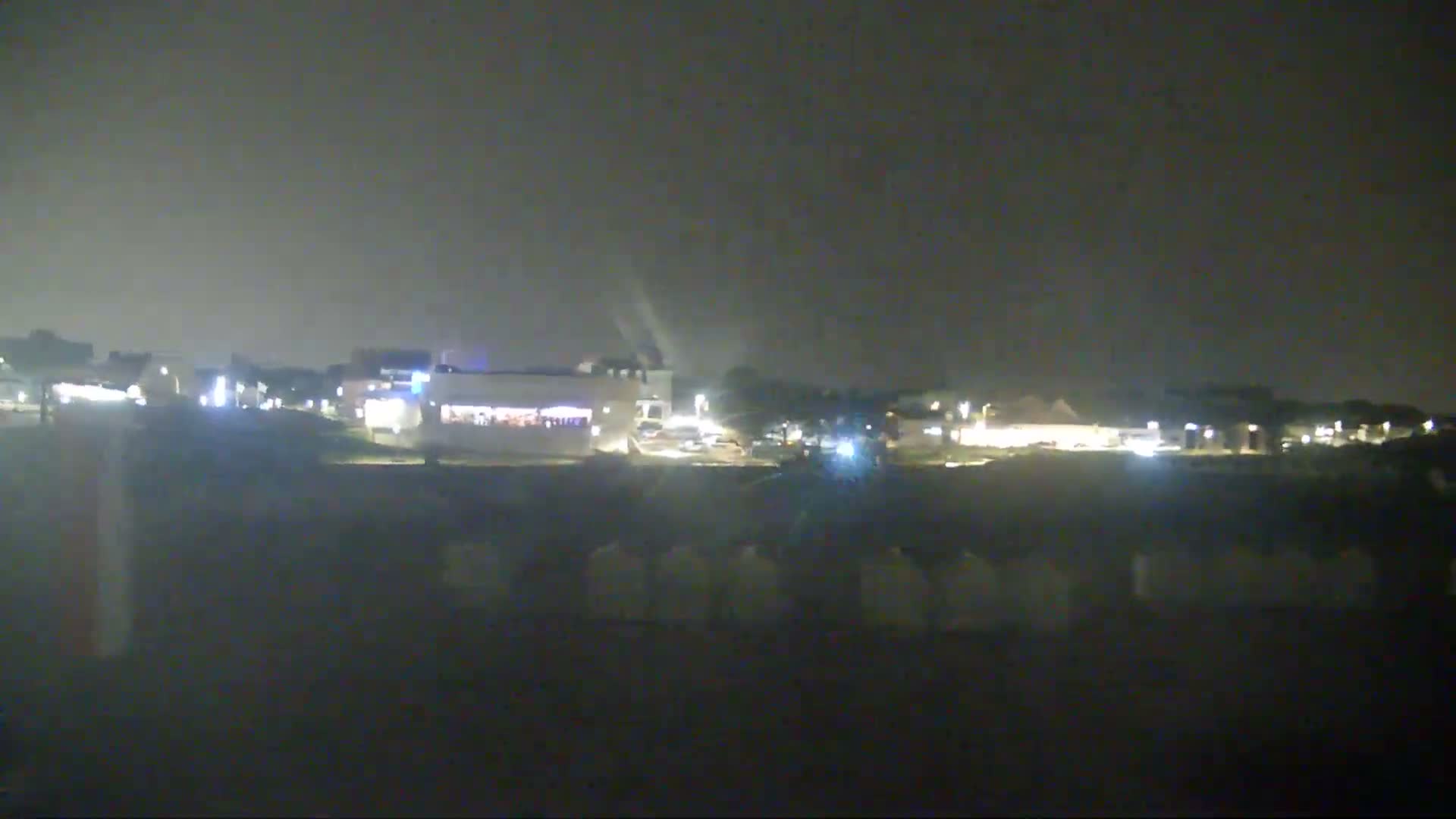 Ouistreham City & Plage de Ouistreham  Beach - Port  Live Cam - Caen, Calvados, Normandie, France