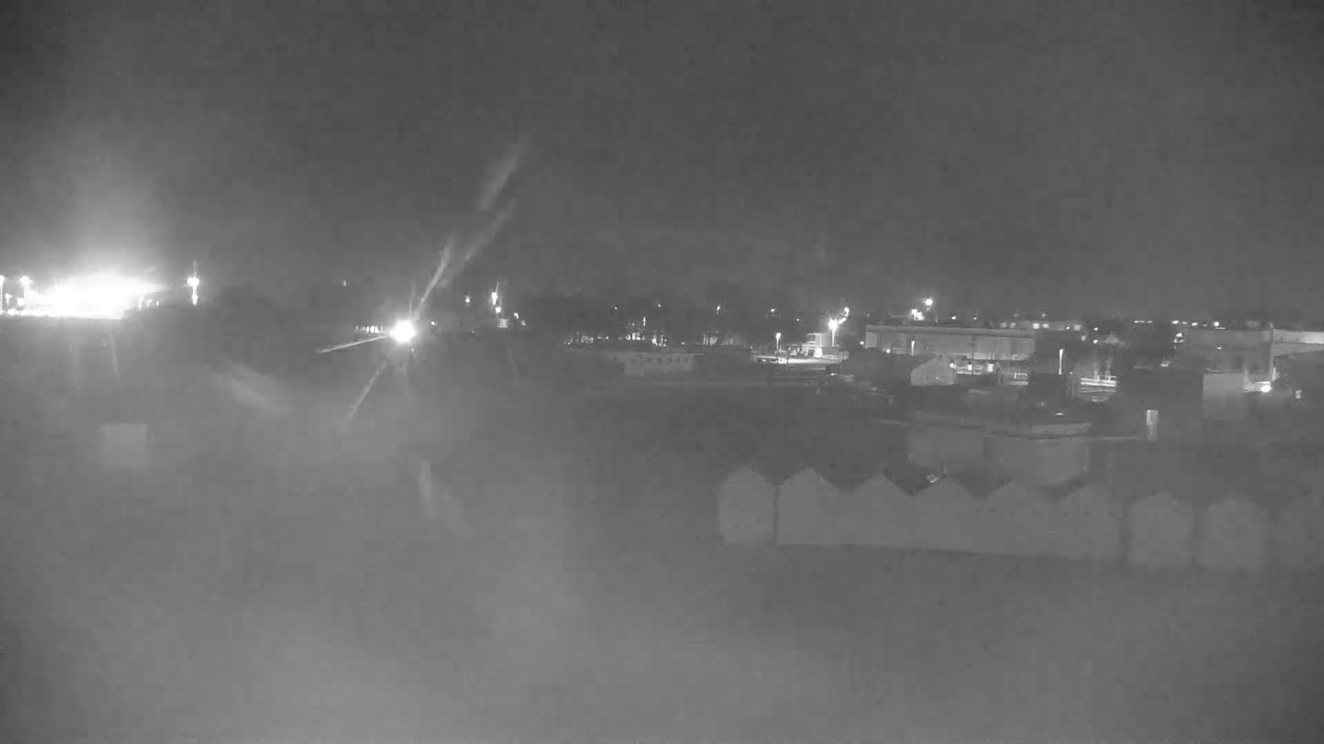 Ouistreham City & Plage de Ouistreham  Beach - Port  Live Cam - Caen, Calvados, Normandie, France