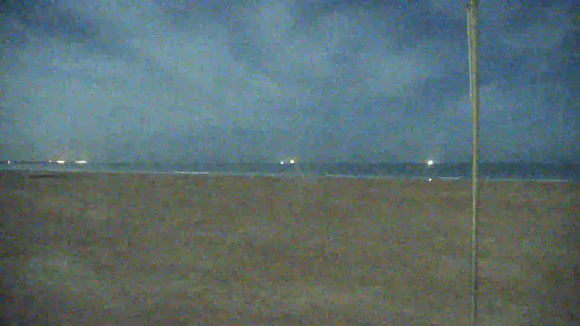 Ouistreham City & Plage de Ouistreham  Beach - Port  Live Cam - Caen, Calvados, Normandie, France