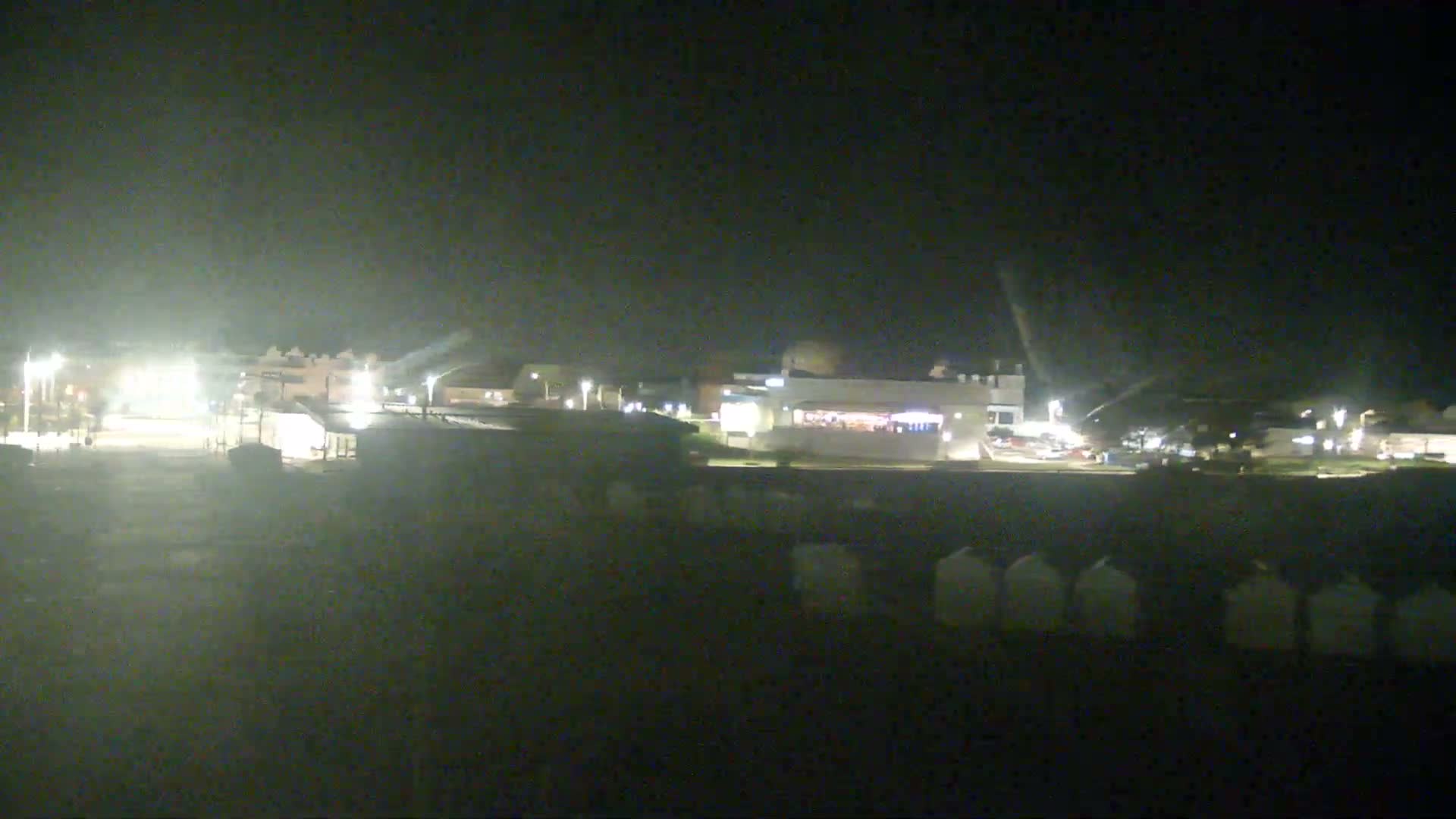 Ouistreham City & Plage de Ouistreham  Beach - Port  Live Cam - Caen, Calvados, Normandie, France