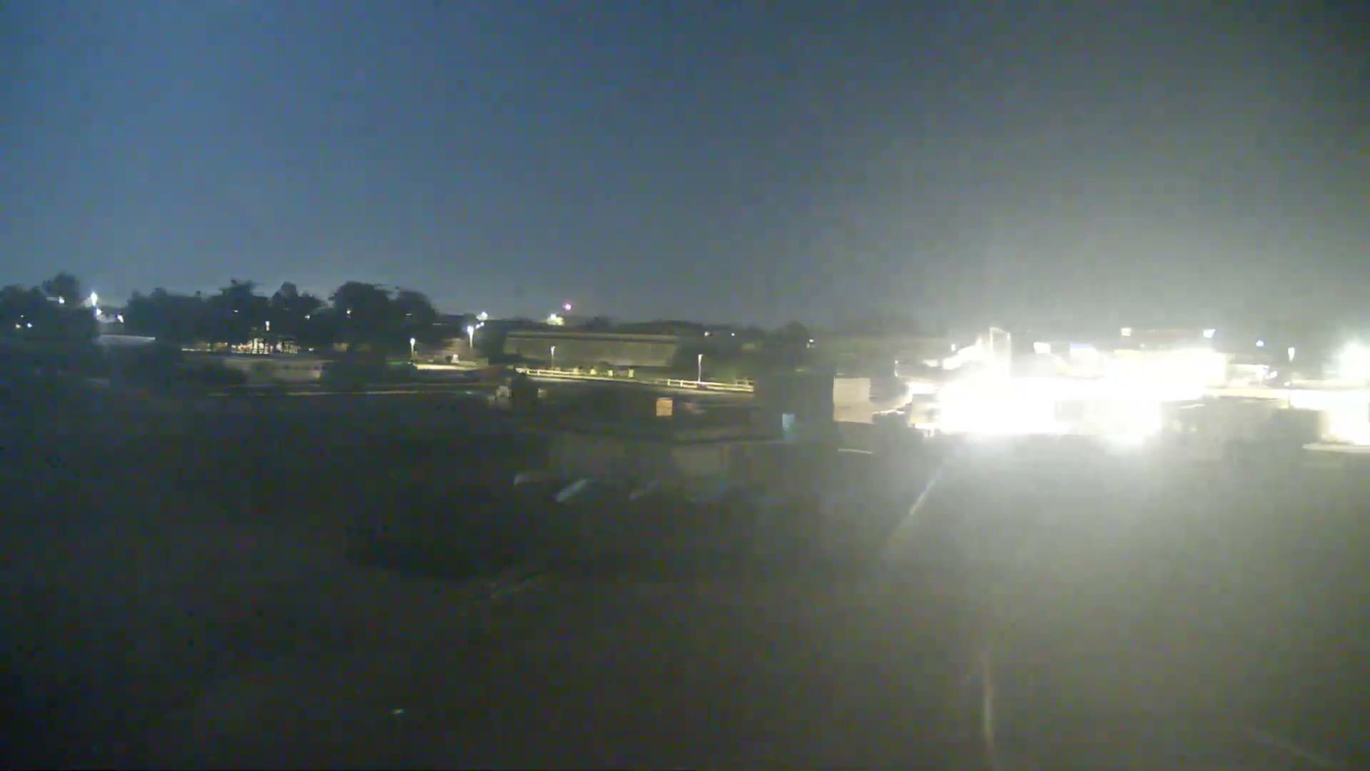 Ouistreham City & Plage de Ouistreham  Beach - Port  Live Cam - Caen, Calvados, Normandie, France