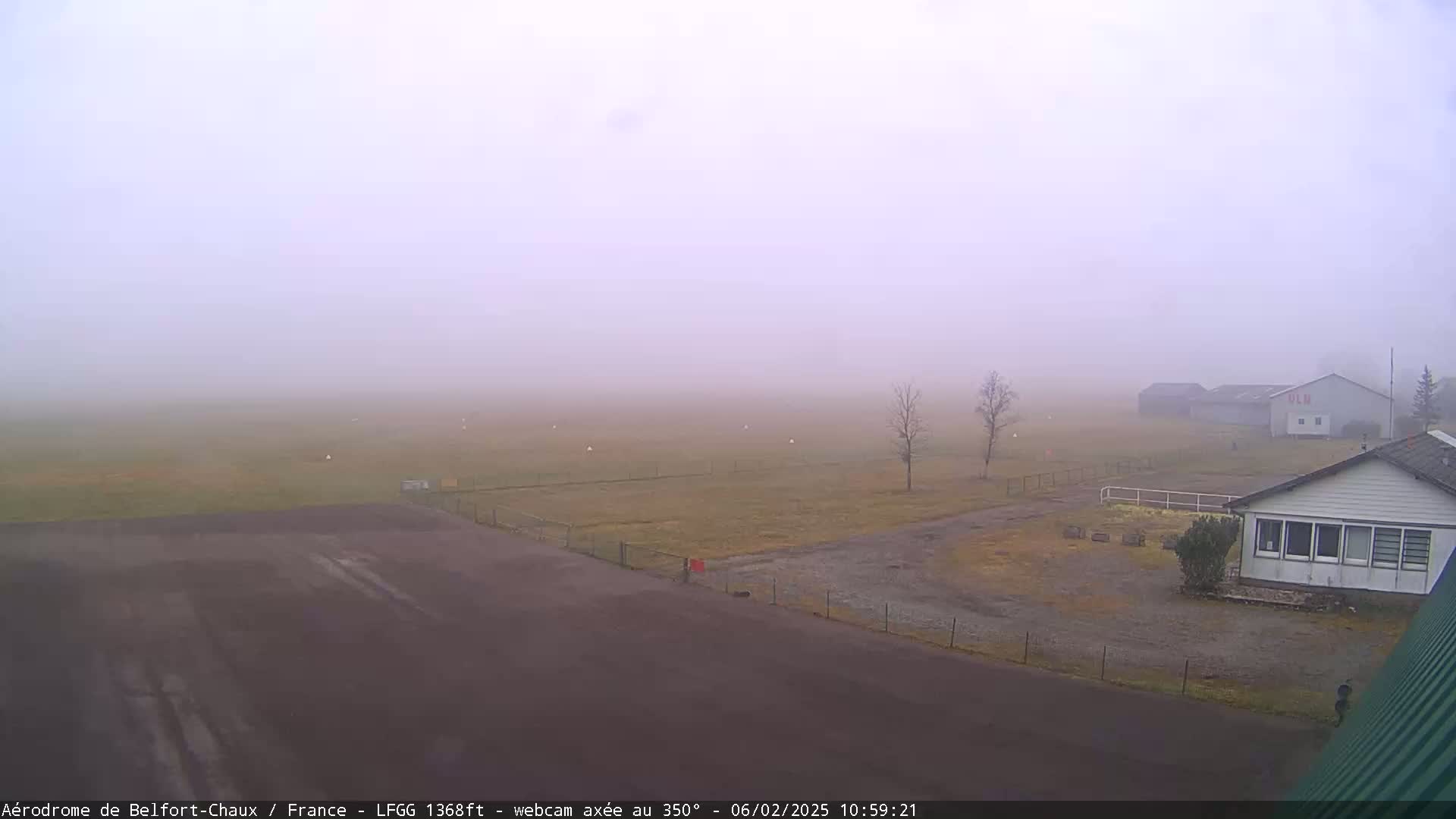 Belfort Chaux Airport ( LFGG ) Live Cam - Belfort, Territoire de Belfort, Bourgogne-Franche-Comte, France
