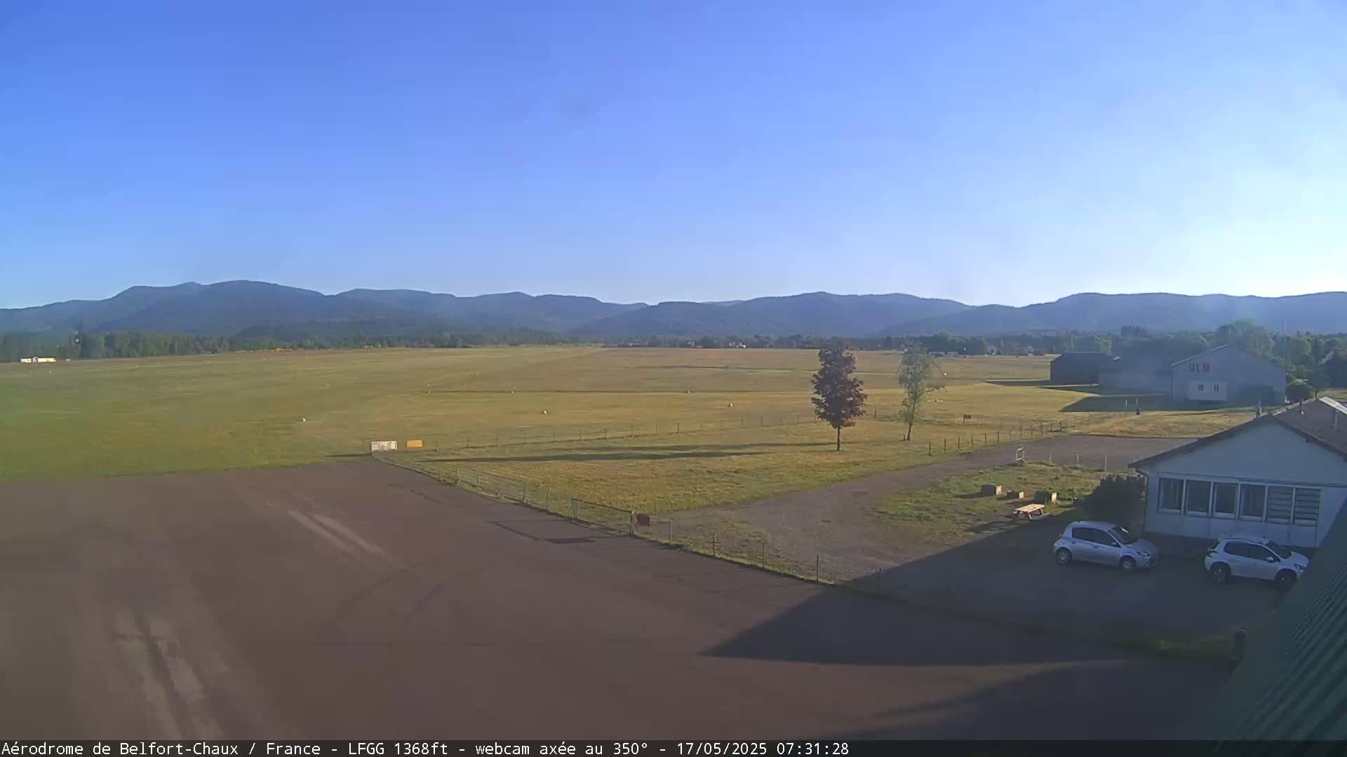 Belfort Chaux Airport ( LFGG ) Live Cam - Belfort, Territoire de Belfort, Bourgogne-Franche-Comte, France