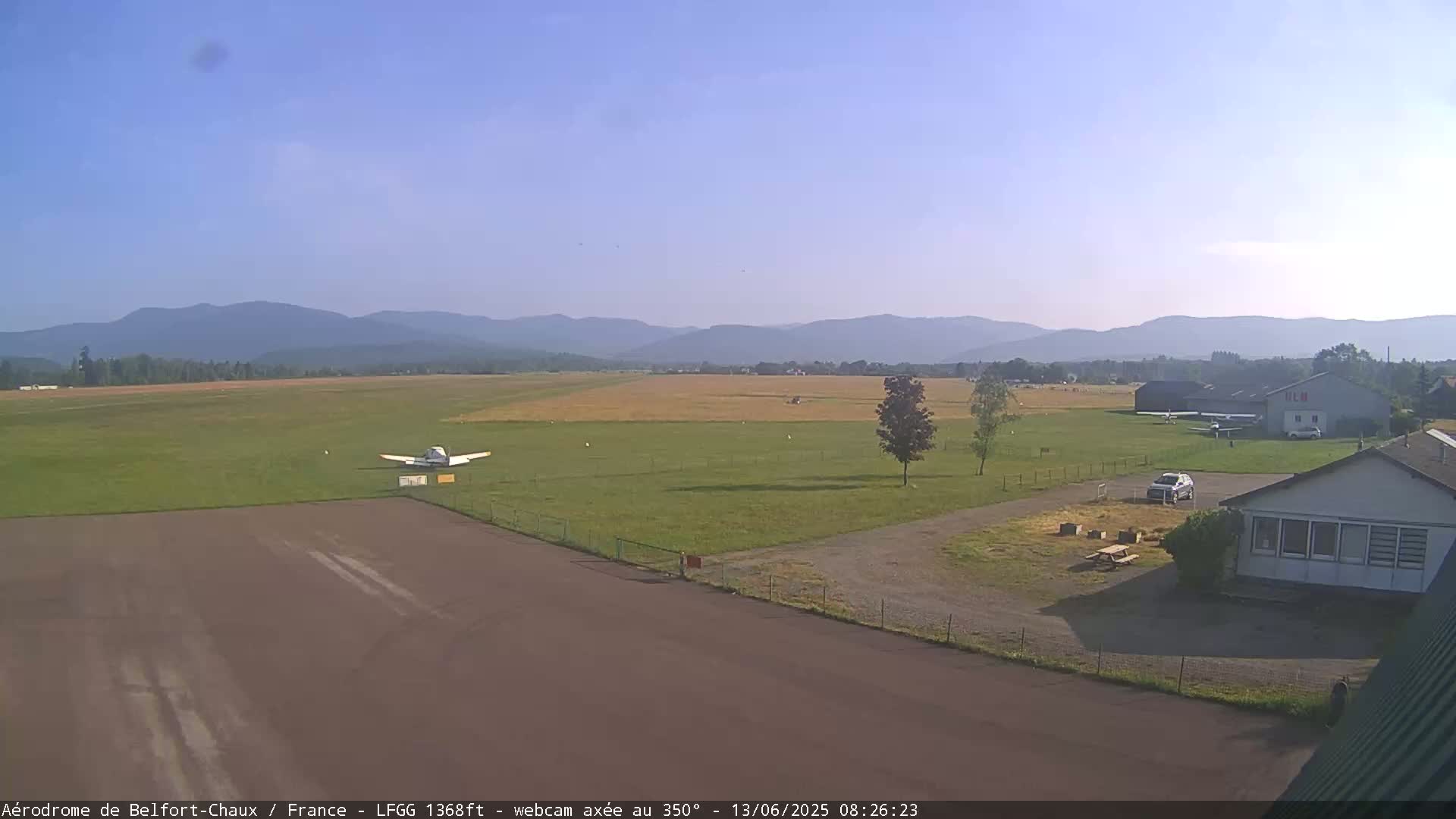 Belfort Chaux Airport ( LFGG ) Live Cam - Belfort, Territoire de Belfort, Bourgogne-Franche-Comte, France