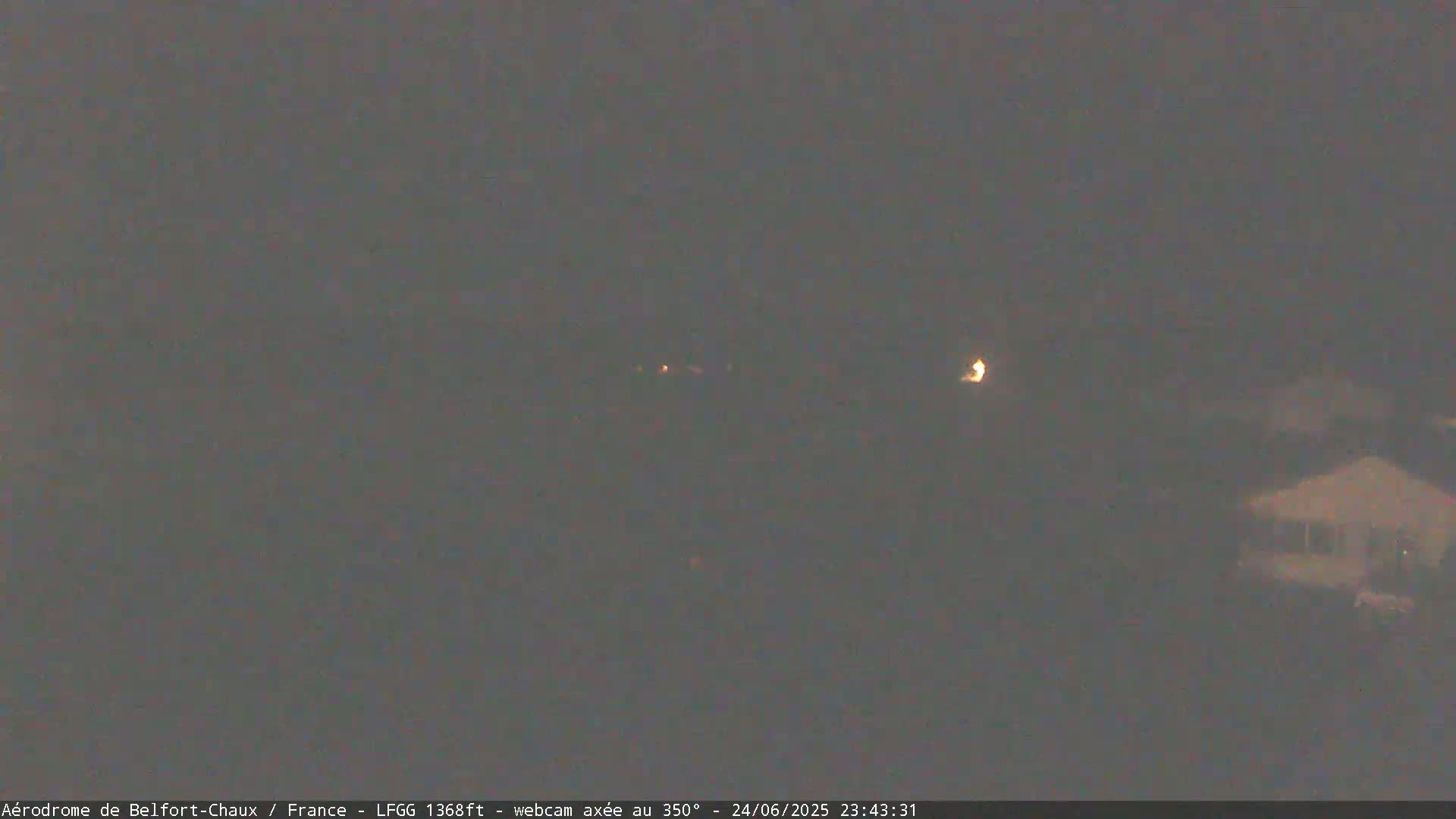 Belfort Chaux Airport Live Cam LFGG - Belfort, Territoire de Belfort, Bourgogne-Franche-Comte, France