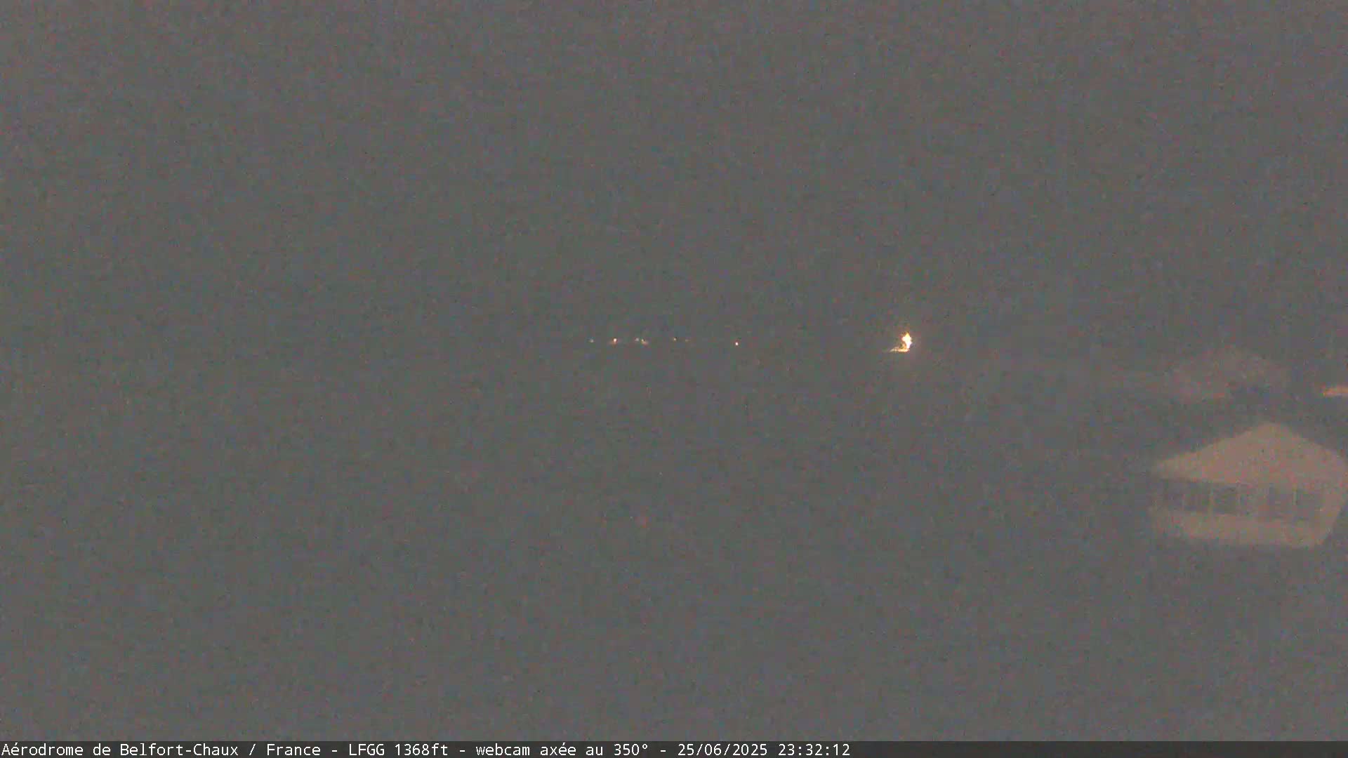 Belfort Chaux Airport Live Cam LFGG - Belfort, Territoire de Belfort, Bourgogne-Franche-Comte, France