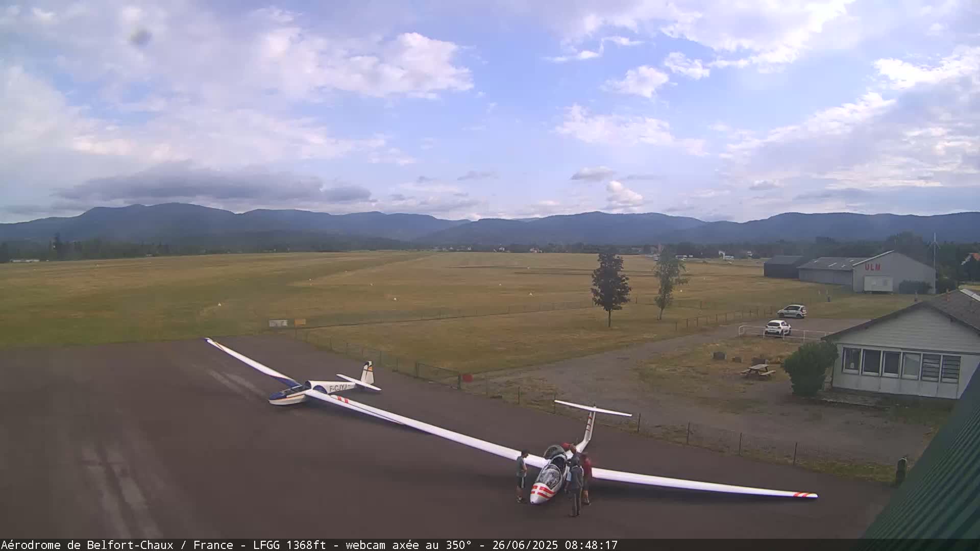 Belfort Chaux Airport Live Cam LFGG - Belfort, Territoire de Belfort, Bourgogne-Franche-Comte, France