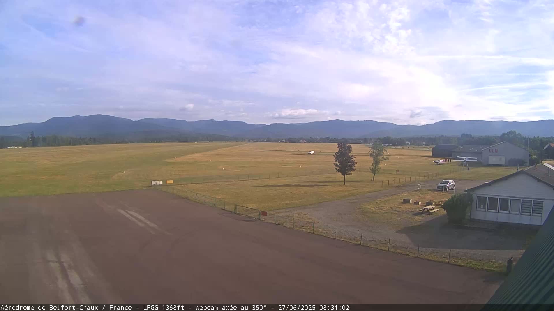 Belfort Chaux Airport Live Cam LFGG - Belfort, Territoire de Belfort, Bourgogne-Franche-Comte, France