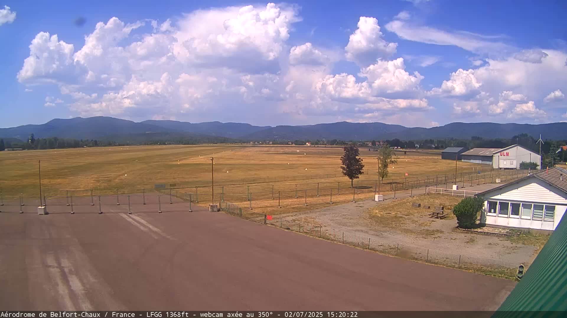 Belfort Chaux Airport Live Cam LFGG - Belfort, Territoire de Belfort, Bourgogne-Franche-Comte, France