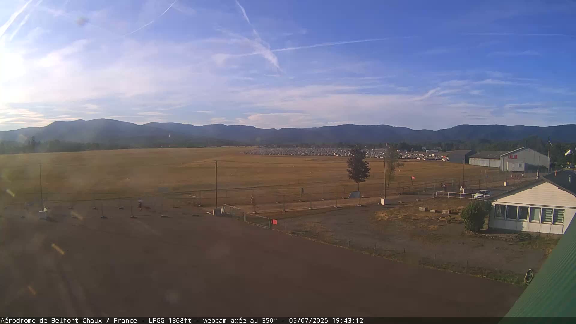 Belfort Chaux Airport Live Cam LFGG - Belfort, Territoire de Belfort, Bourgogne-Franche-Comte, France
