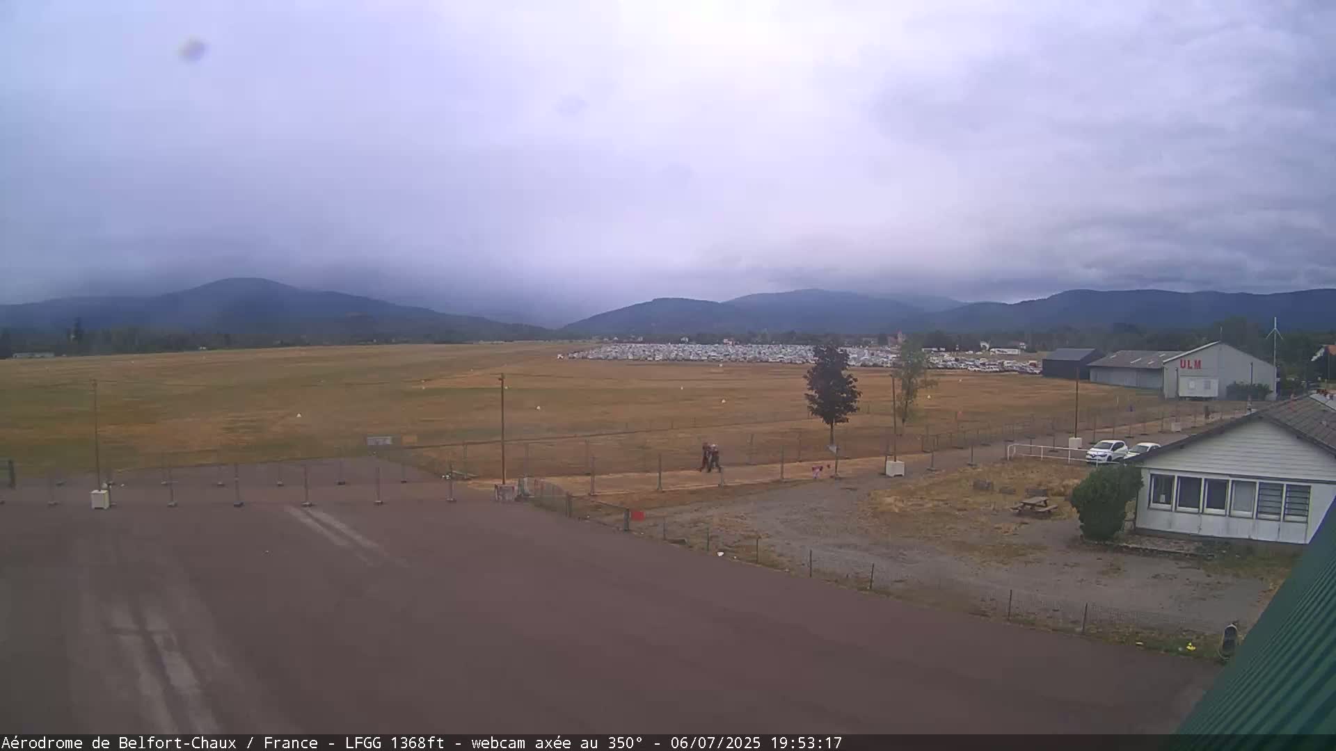 Belfort Chaux Airport Live Cam LFGG - Belfort, Territoire de Belfort, Bourgogne-Franche-Comte, France