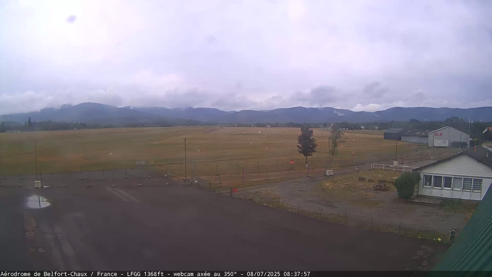 Belfort Chaux Airport Live Cam LFGG - Belfort, Territoire de Belfort, Bourgogne-Franche-Comte, France