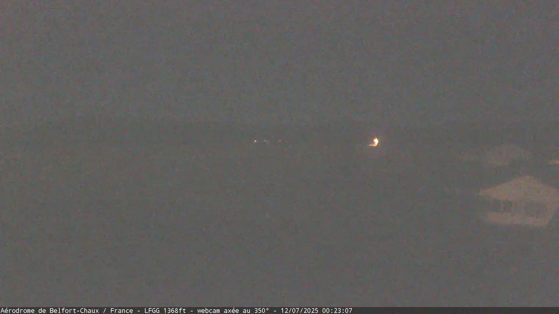 Belfort Chaux Airport Live Cam LFGG - Belfort, Territoire de Belfort, Bourgogne-Franche-Comte, France