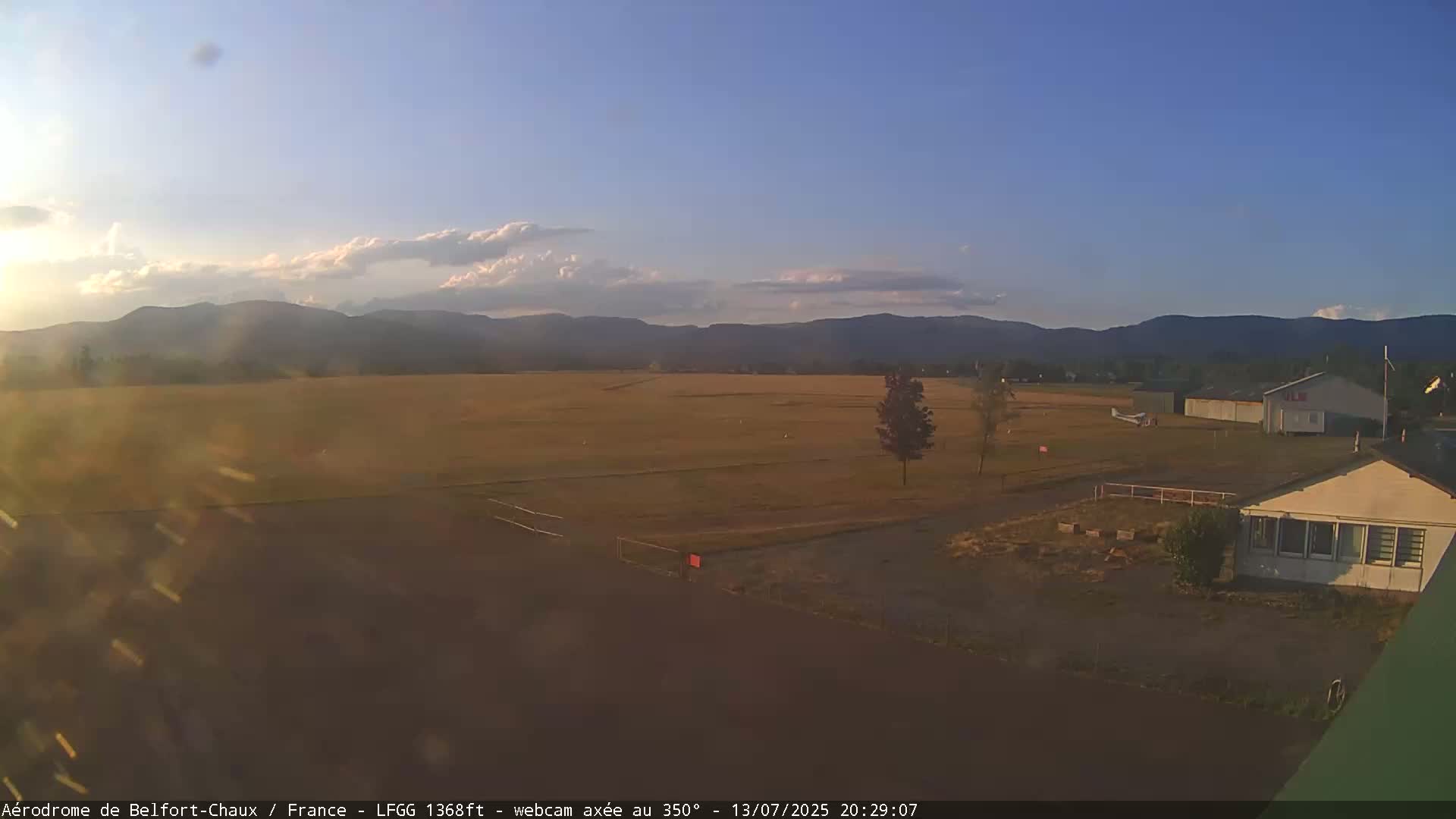 Belfort Chaux Airport Live Cam LFGG - Belfort, Territoire de Belfort, Bourgogne-Franche-Comte, France