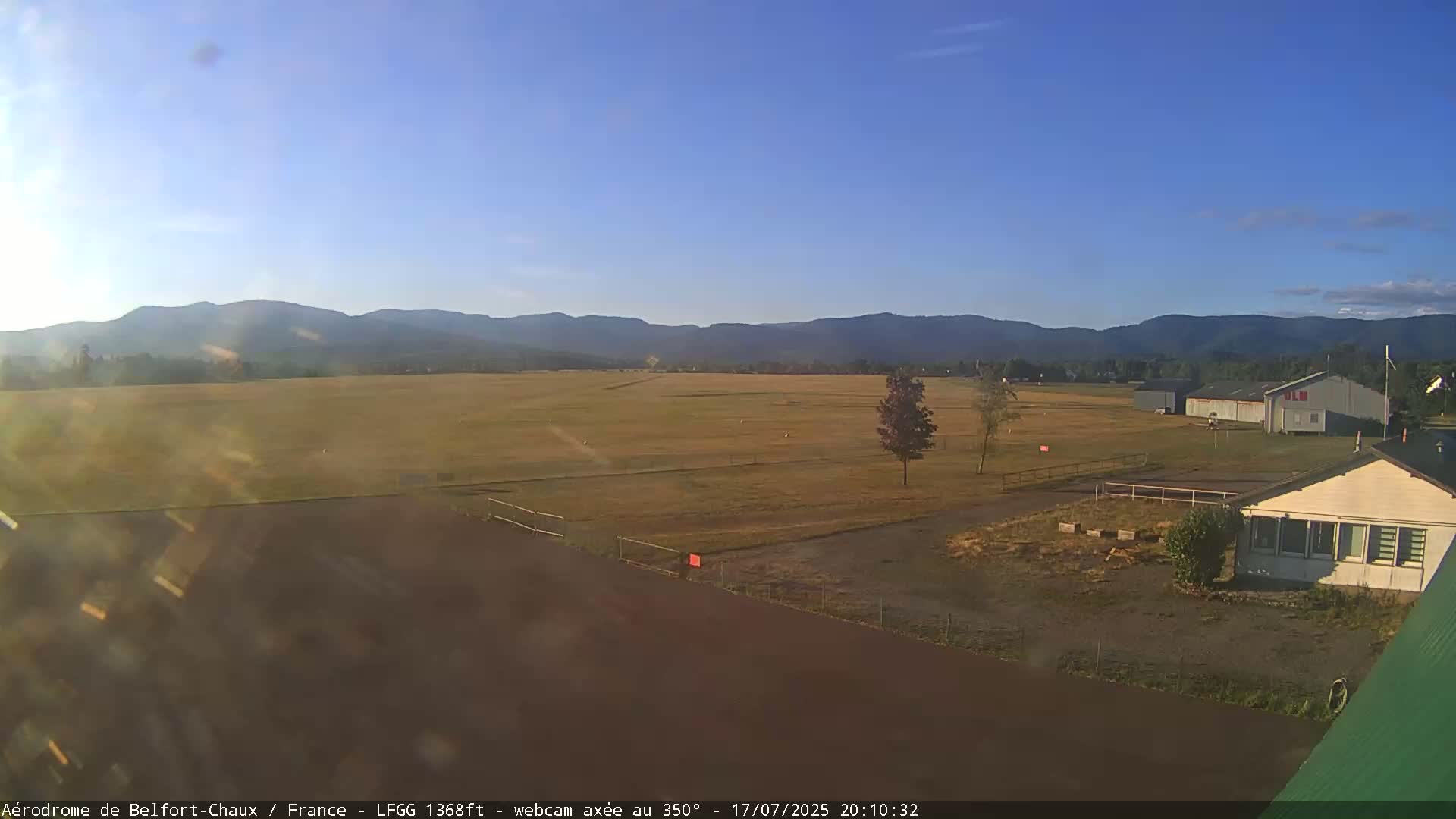Belfort Chaux Airport Live Cam LFGG - Belfort, Territoire de Belfort, Bourgogne-Franche-Comte, France