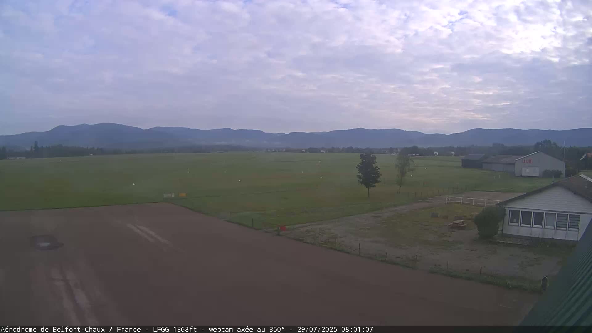 Belfort Chaux Airport Live Cam LFGG - Belfort, Territoire de Belfort, Bourgogne-Franche-Comte, France