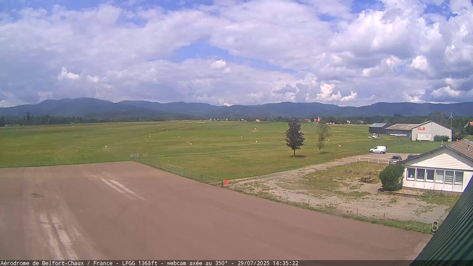 Belfort Chaux Airport Live Cam LFGG - Belfort, Territoire de Belfort, Bourgogne-Franche-Comte, France