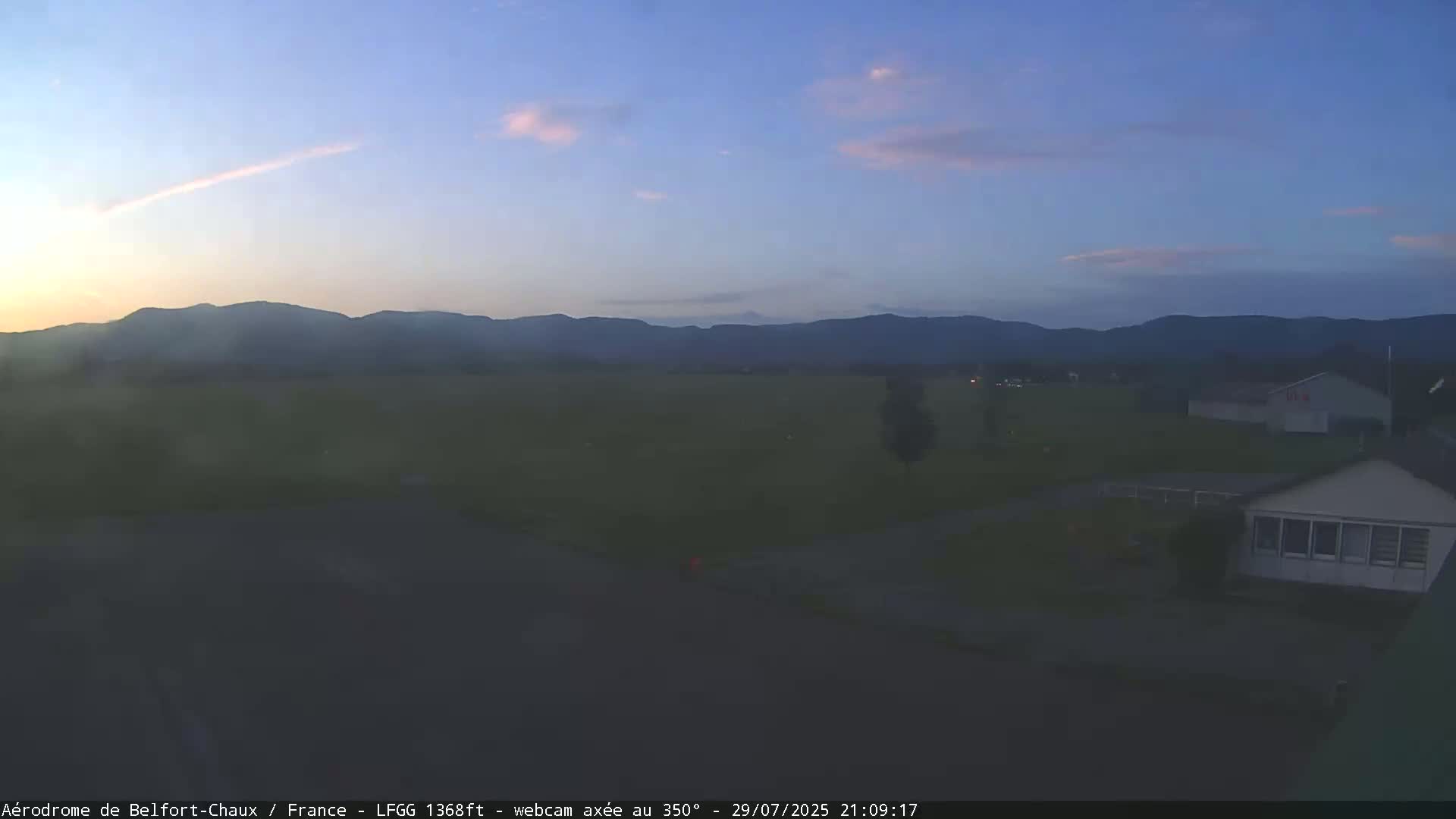 Belfort Chaux Airport Live Cam LFGG - Belfort, Territoire de Belfort, Bourgogne-Franche-Comte, France