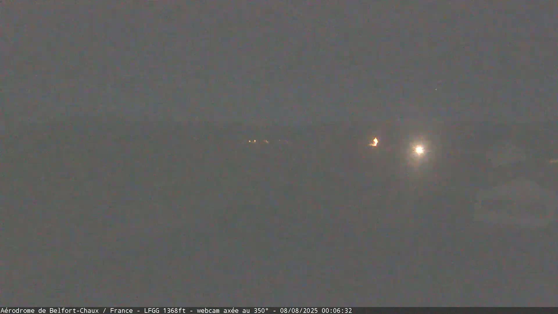 Belfort Chaux Airport Live Cam LFGG - Belfort, Territoire de Belfort, Bourgogne-Franche-Comte, France