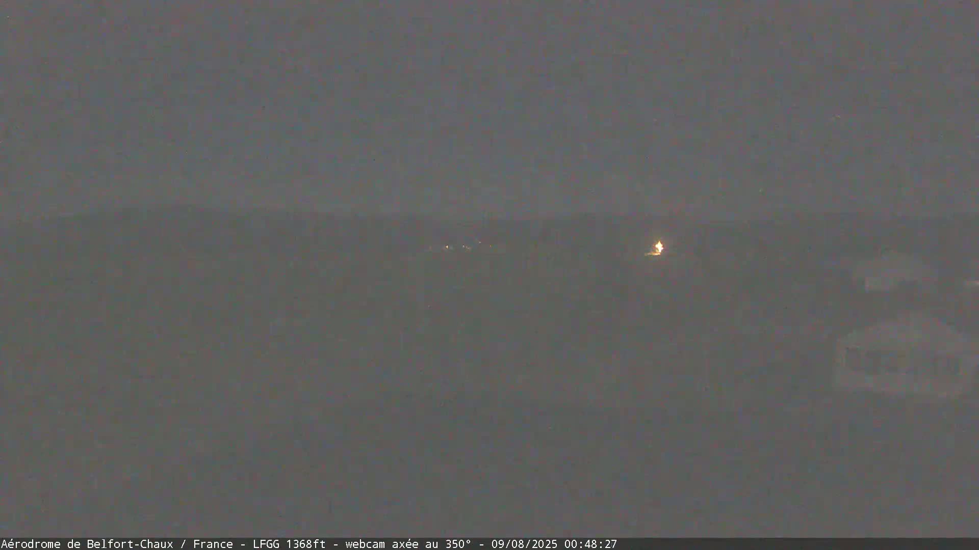 Belfort Chaux Airport Live Cam LFGG - Belfort, Territoire de Belfort, Bourgogne-Franche-Comte, France