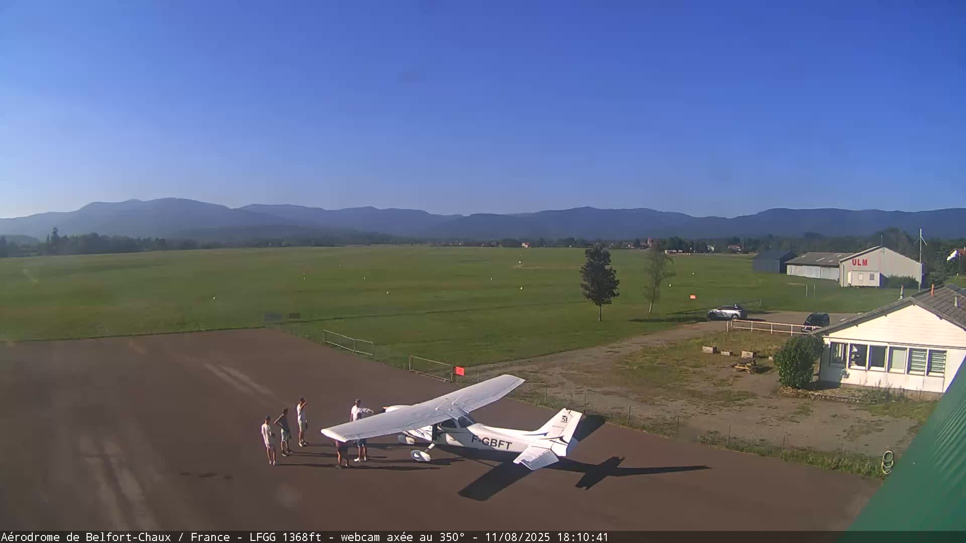 Belfort Chaux Airport Live Cam LFGG - Belfort, Territoire de Belfort, Bourgogne-Franche-Comte, France