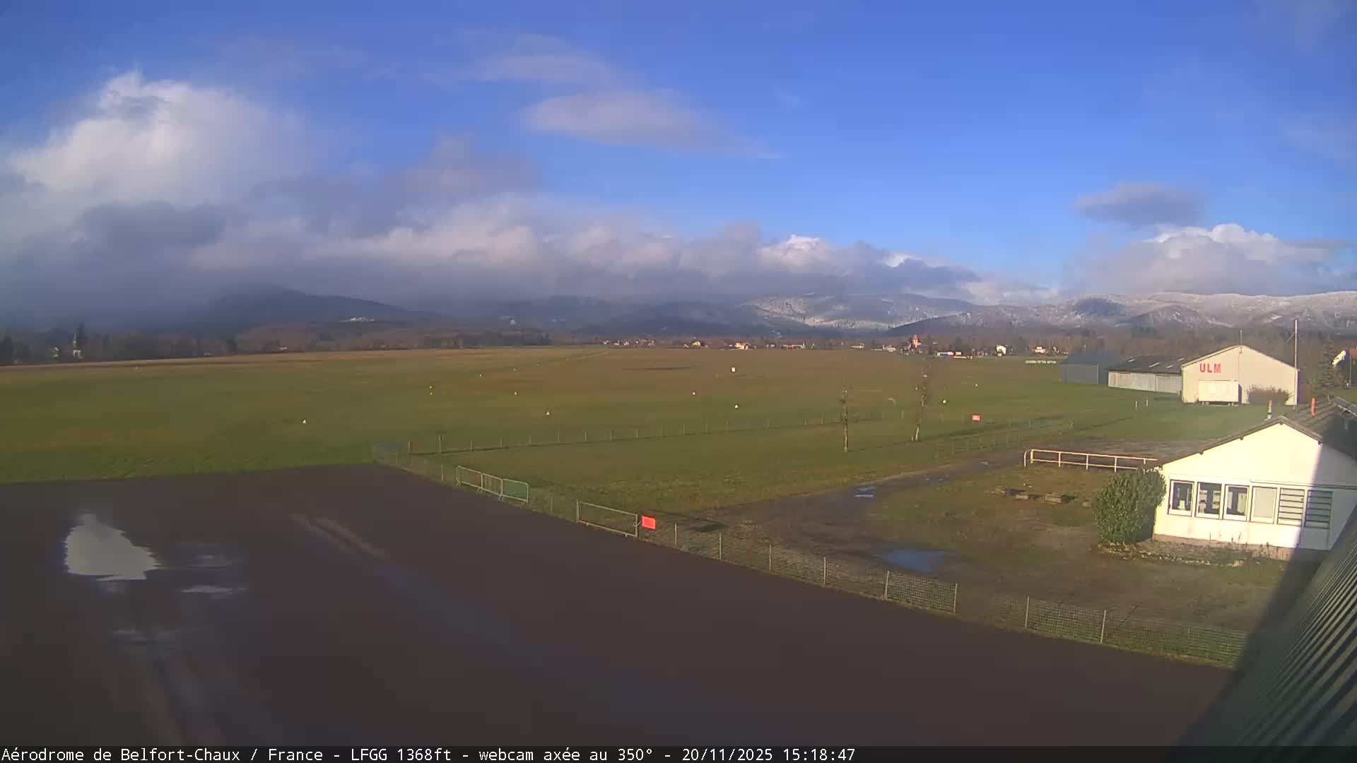 Belfort Chaux Airport Live Cam LFGG - Belfort, Territoire de Belfort, Bourgogne-Franche-Comte, France