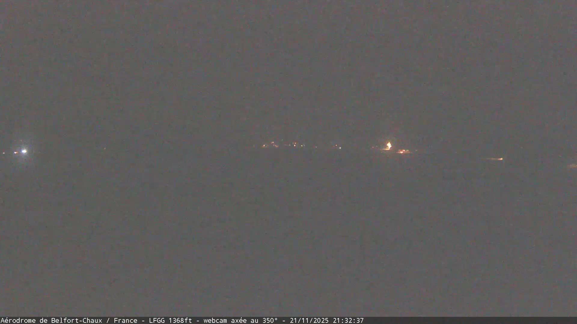 Belfort Chaux Airport Live Cam LFGG - Belfort, Territoire de Belfort, Bourgogne-Franche-Comte, France