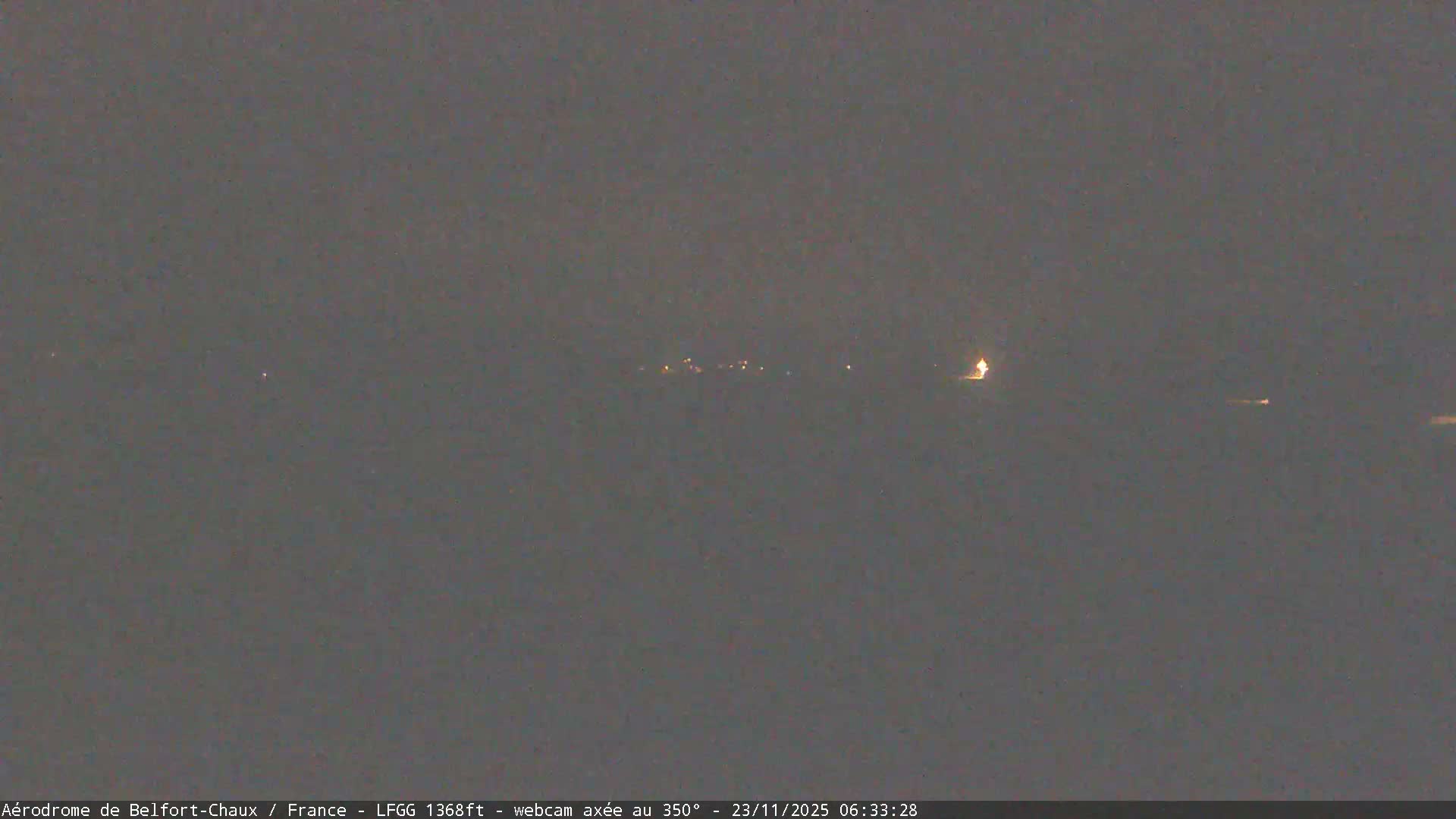 Belfort Chaux Airport Live Cam LFGG - Belfort, Territoire de Belfort, Bourgogne-Franche-Comte, France