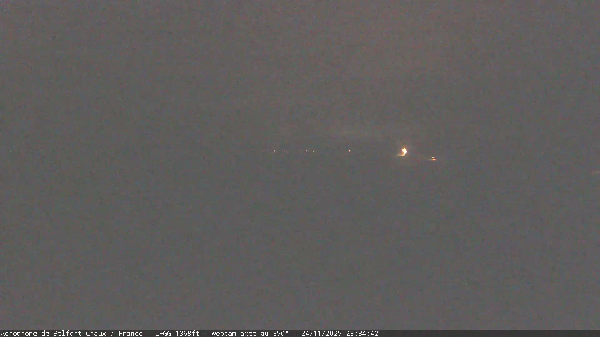 Belfort Chaux Airport Live Cam LFGG - Belfort, Territoire de Belfort, Bourgogne-Franche-Comte, France