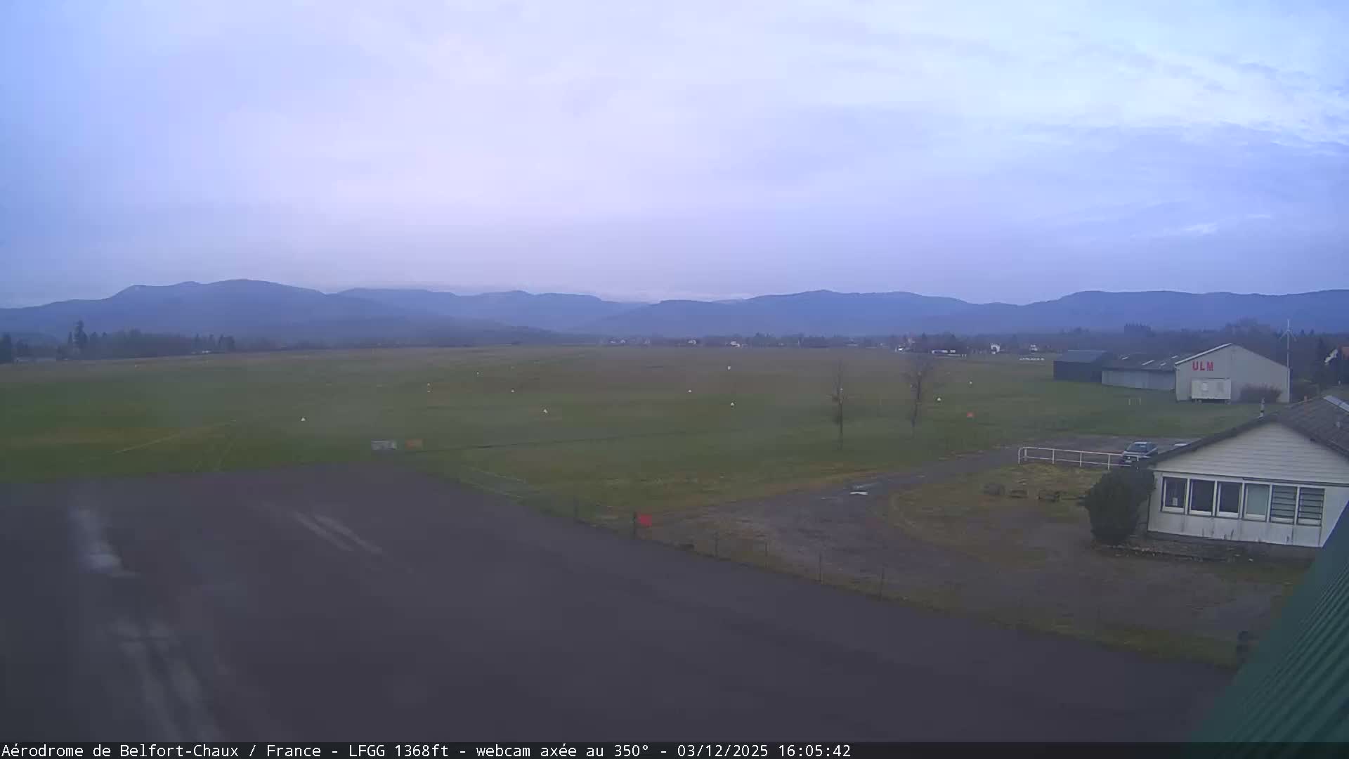 Belfort Chaux Airport Live Cam LFGG - Belfort, Territoire de Belfort, Bourgogne-Franche-Comte, France