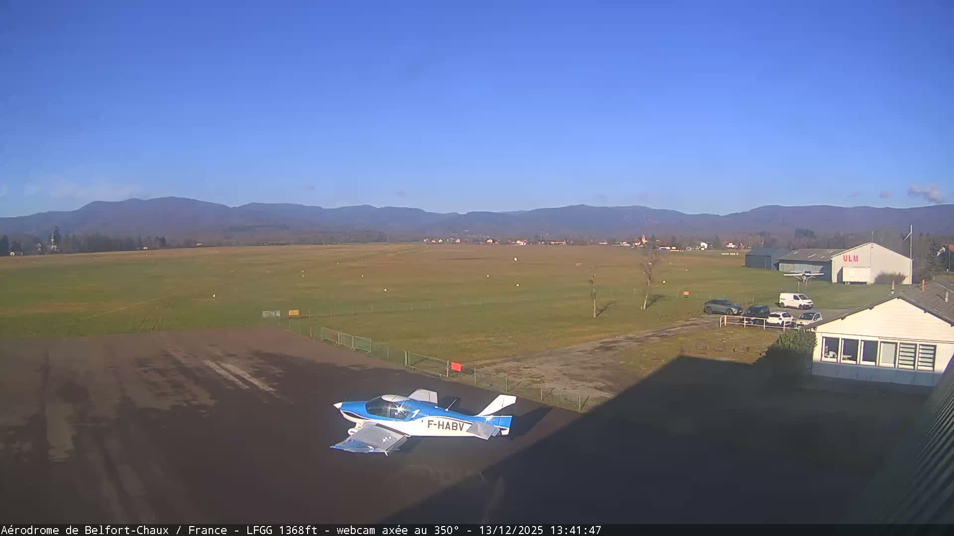 Belfort Chaux Airport Live Cam LFGG - Belfort, Territoire de Belfort, Bourgogne-Franche-Comte, France