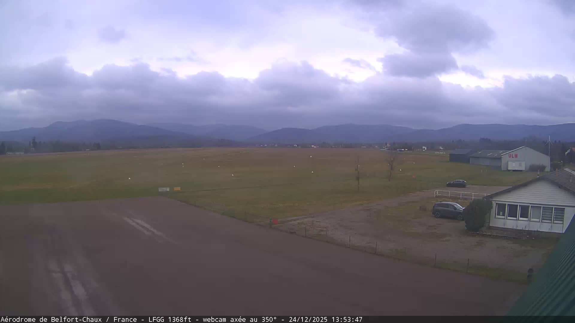 Belfort Chaux Airport Live Cam LFGG - Belfort, Territoire de Belfort, Bourgogne-Franche-Comte, France