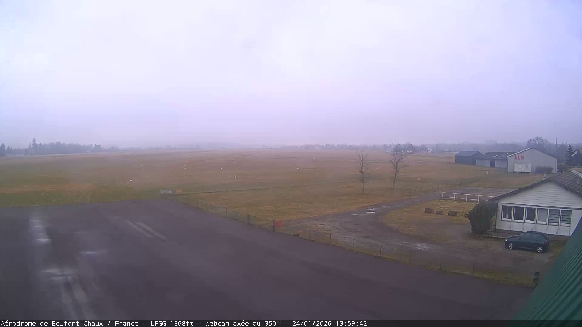 Belfort Chaux Airport Live Cam LFGG - Belfort, Territoire de Belfort, Bourgogne-Franche-Comte, France