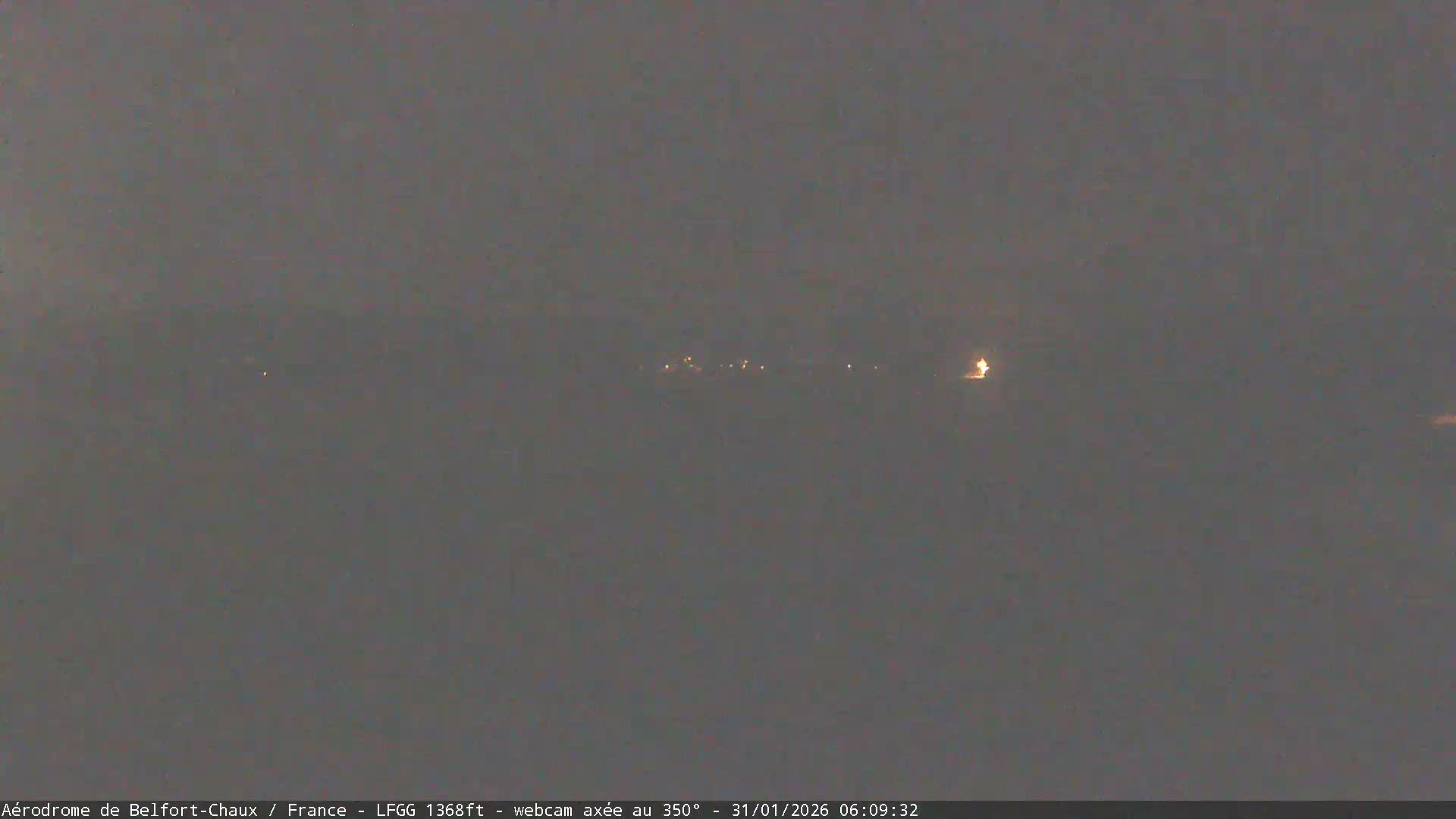 Belfort Chaux Airport Live Cam LFGG - Belfort, Territoire de Belfort, Bourgogne-Franche-Comte, France