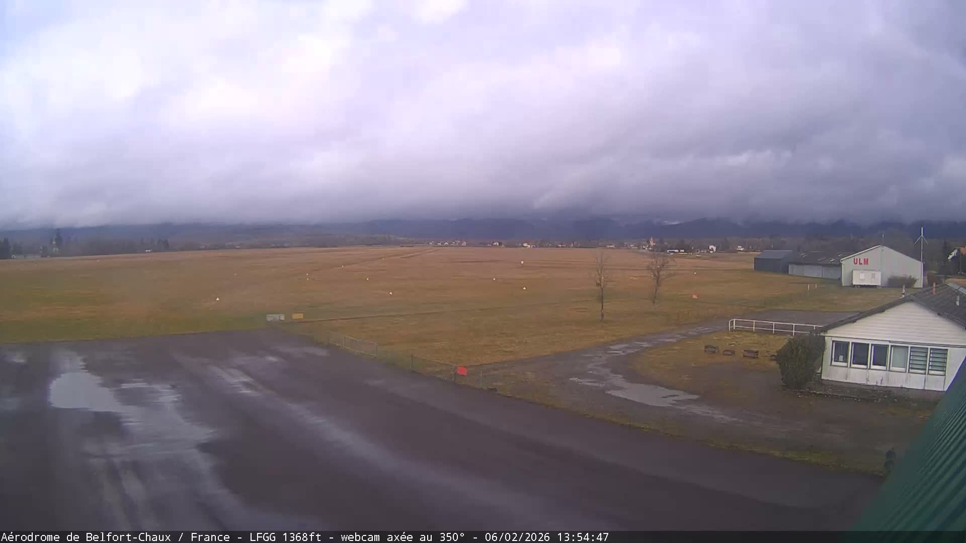 Belfort Chaux Airport Live Cam LFGG - Belfort, Territoire de Belfort, Bourgogne-Franche-Comte, France