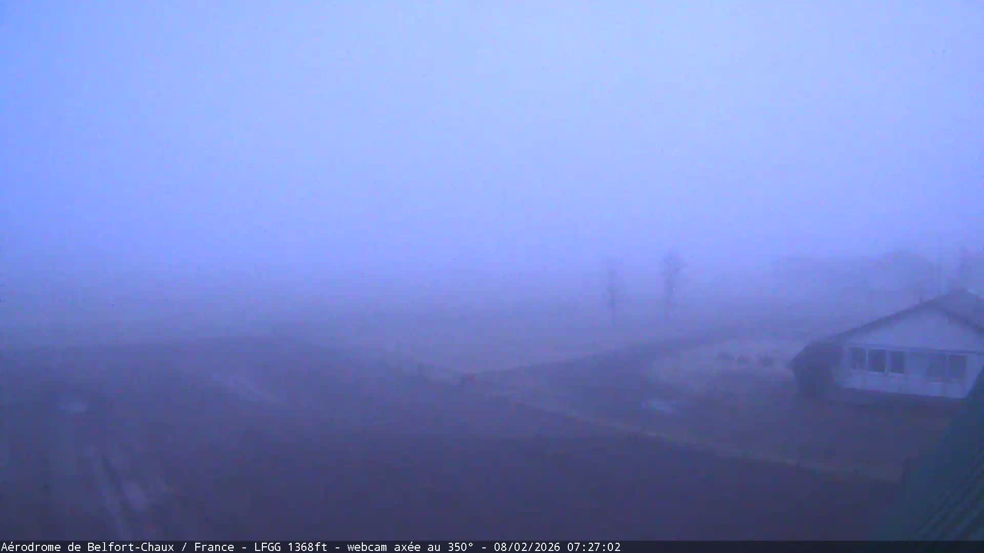 Belfort Chaux Airport Live Cam LFGG - Belfort, Territoire de Belfort, Bourgogne-Franche-Comte, France